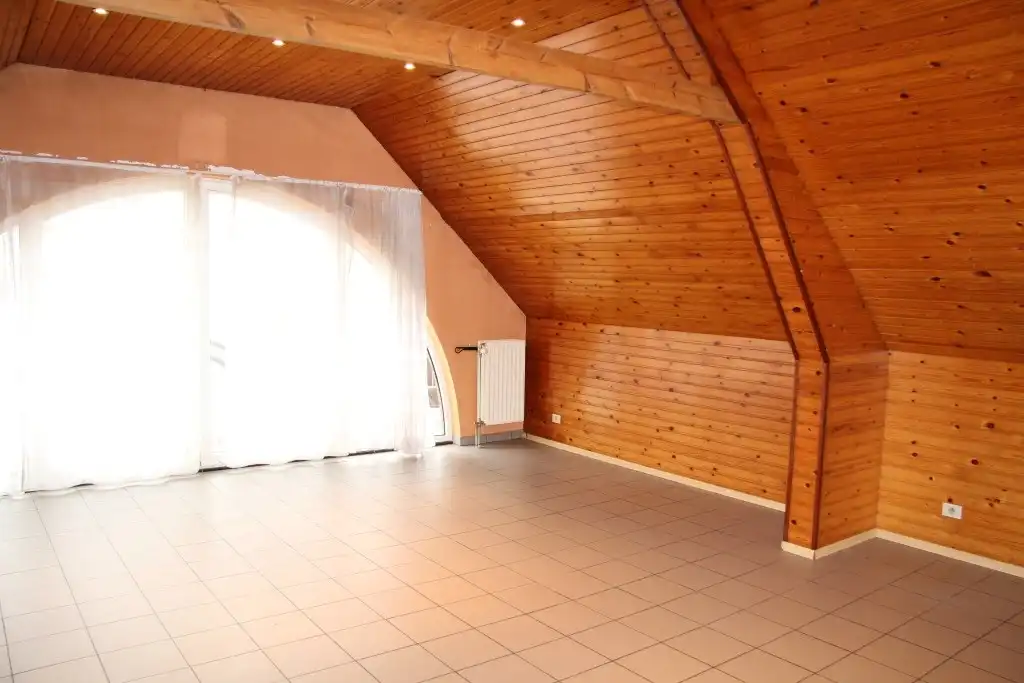 Appartement met 2 slk en autostaanplaats foto 3