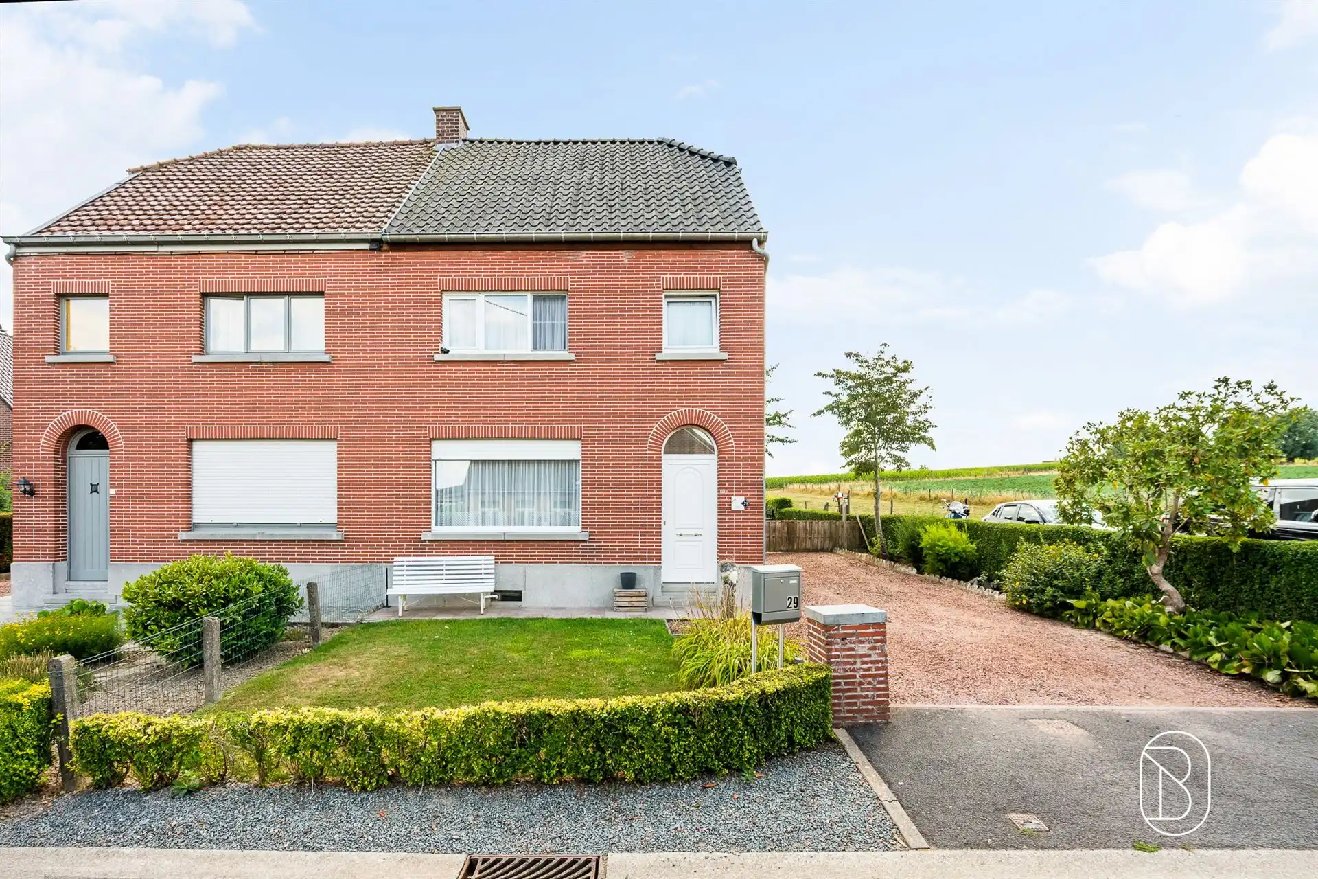 Instapklare prachtig gelegen gezinswoning met ruime tuin  foto 12