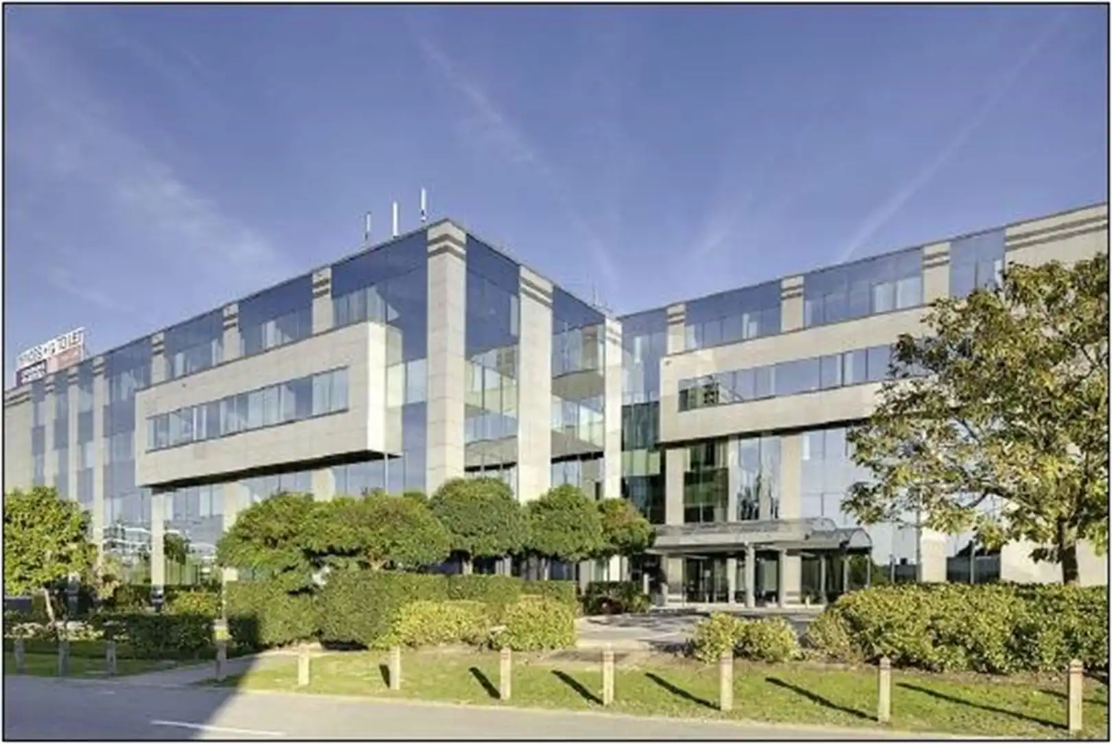 EAGLE HOUSE: kantoren te huur foto {{pictureIndex}}