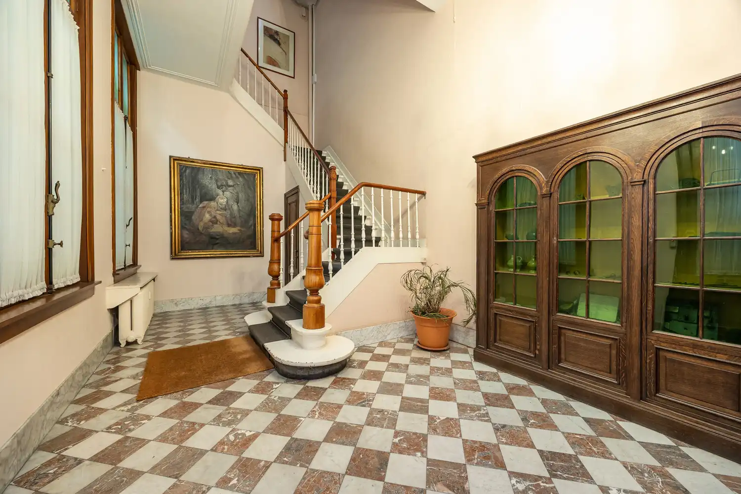 Een zeldzaam en groen privilige in het hart van Antwerpen: wonen in het historische Venushof foto 27