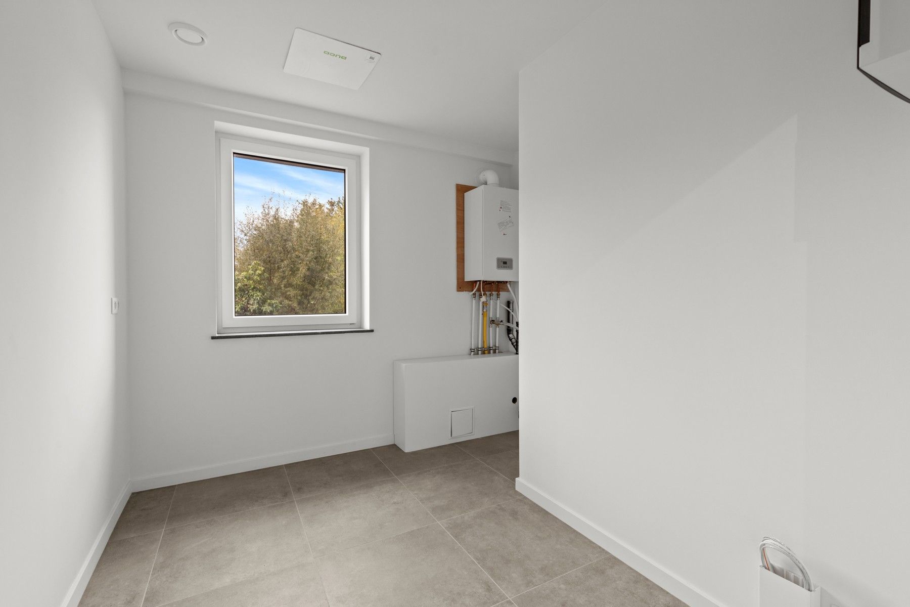 Volledig gerenoveerd appartement met dubbele garage in Ronse foto 9