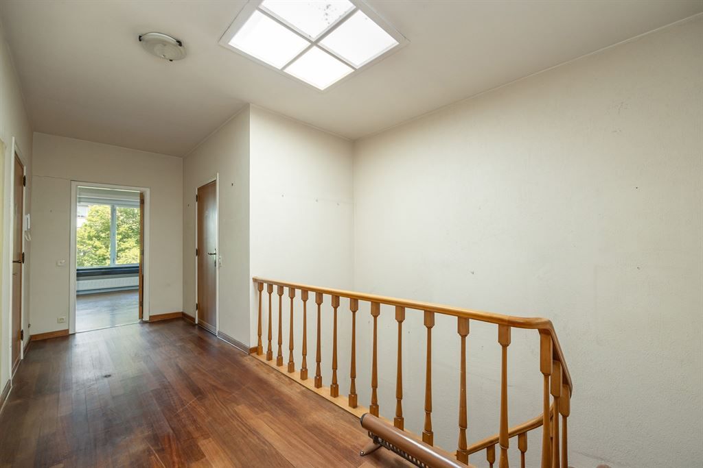  Ruime, karaktervolle bel-etage met grote tuin foto 19