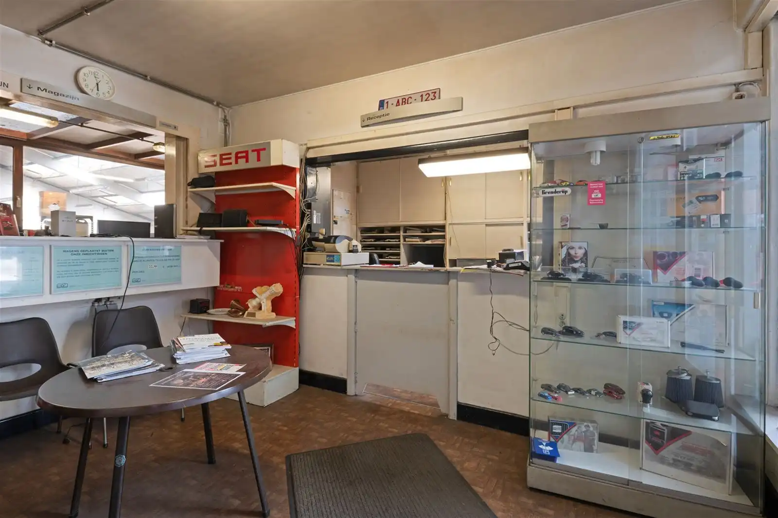 Functioneel bedrijfsgebouw te Kruisem! foto 7