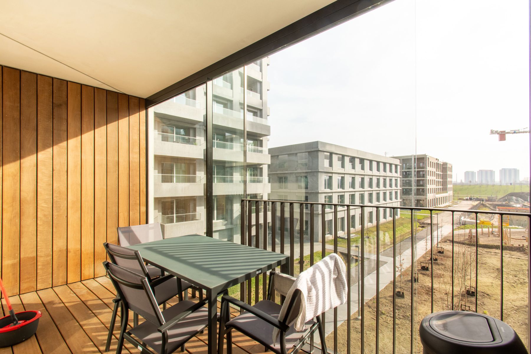 Gezelig lichtrijk gemeubeld 3 kamer appartement foto 6