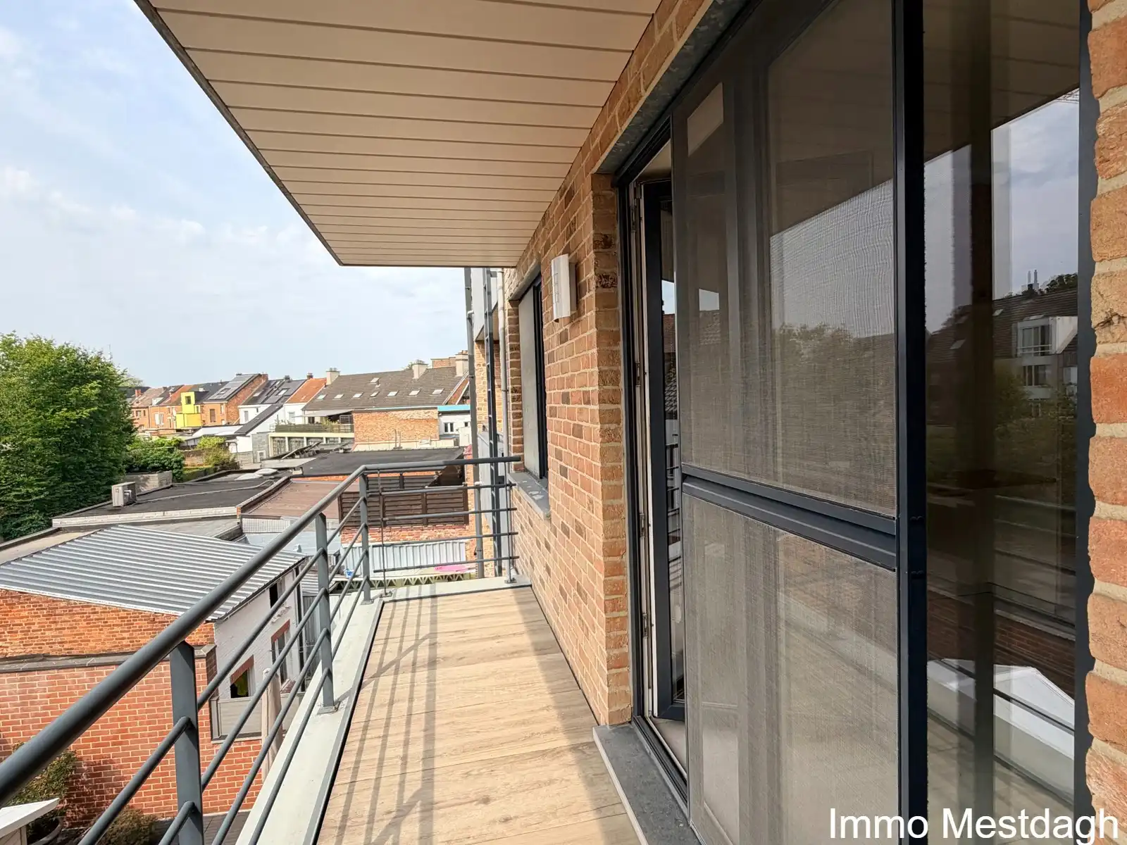 Lichtrijk en ruim appartement met 3 terrassen en autostaanplaats in het centrum van Diest foto 3