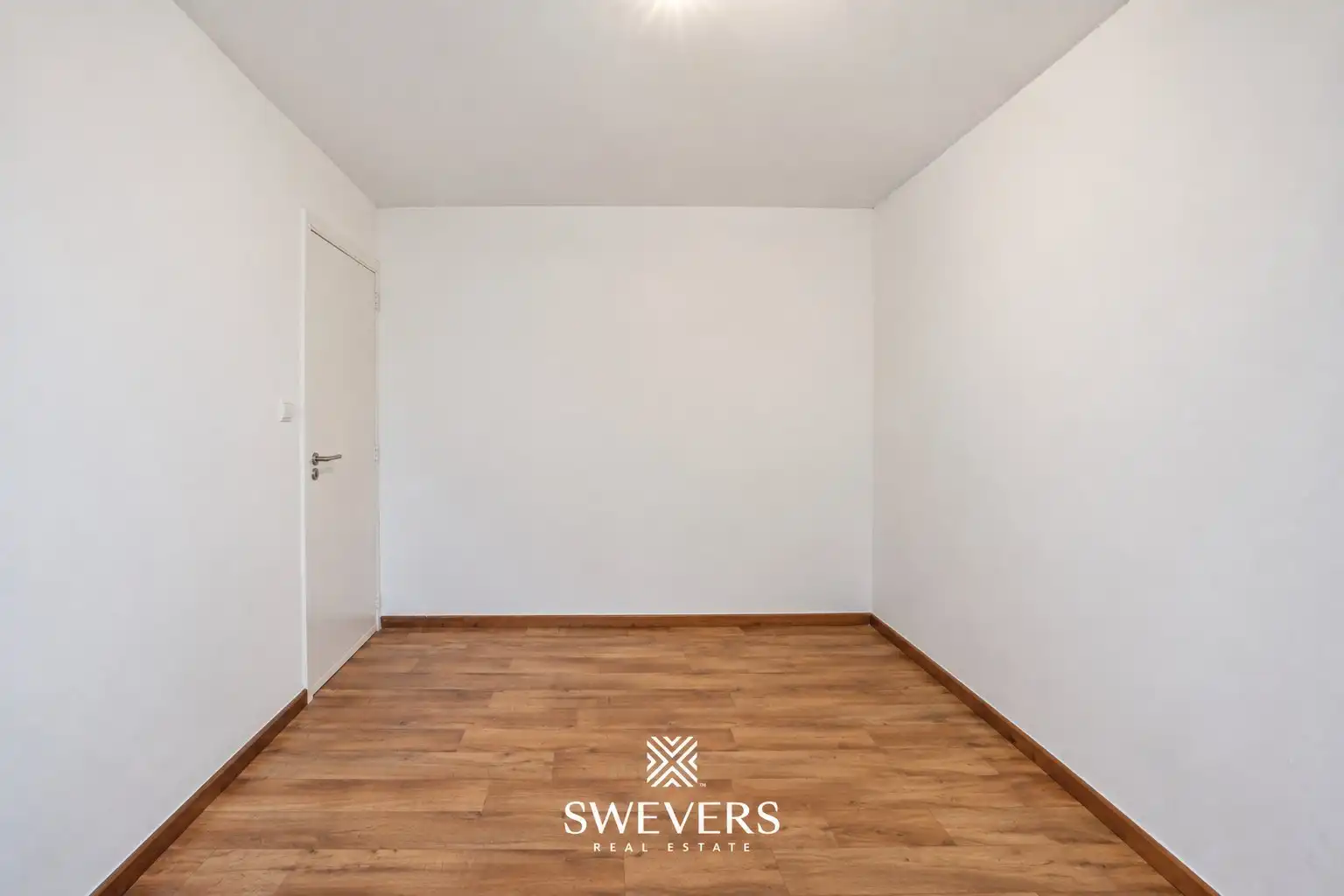 Ruim appartement van 121 m² woonoppervlakte en garagebox foto 14