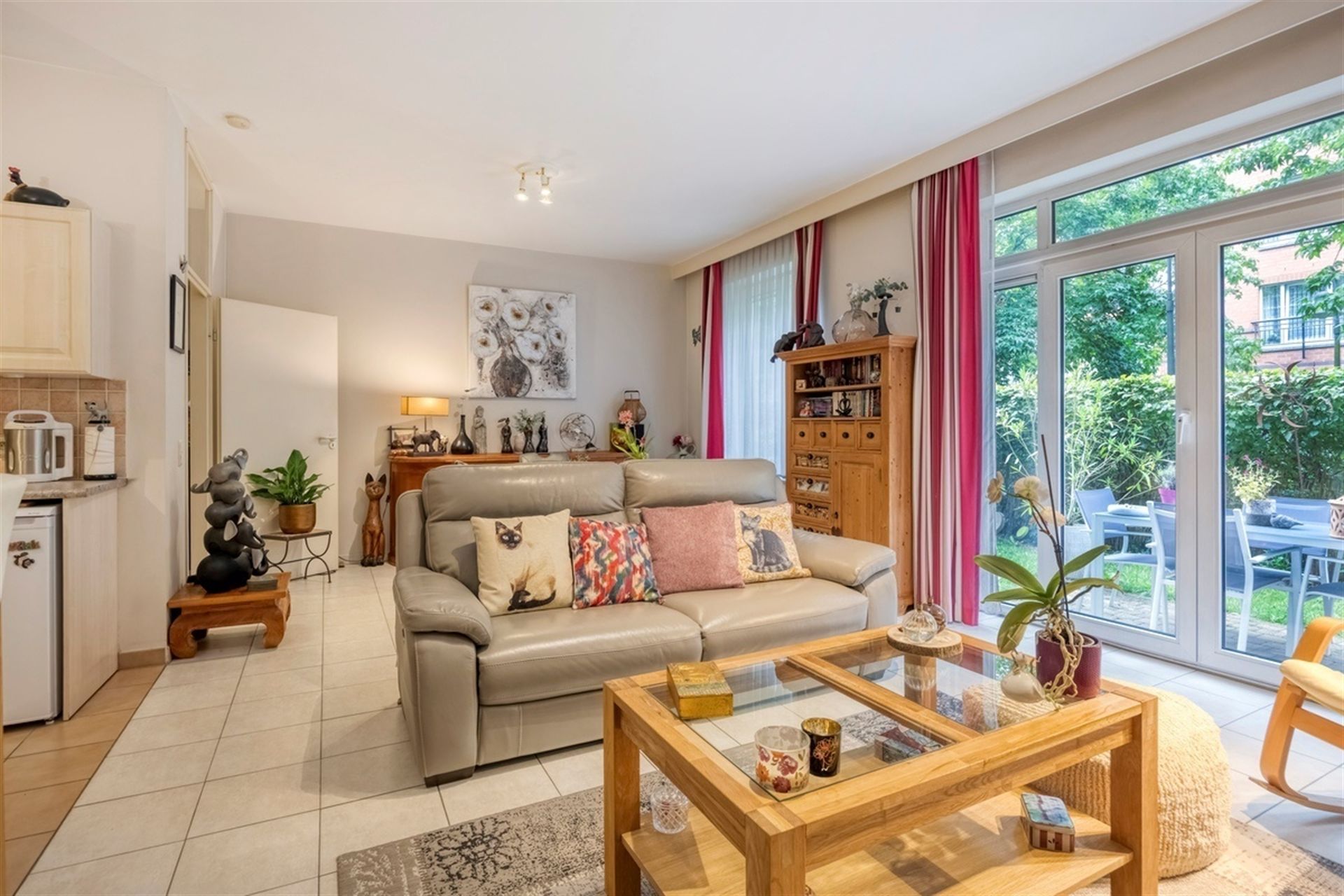 Prachtig gelijkvloersappartement te koop in de “Tuinen de Jette”.    foto 4