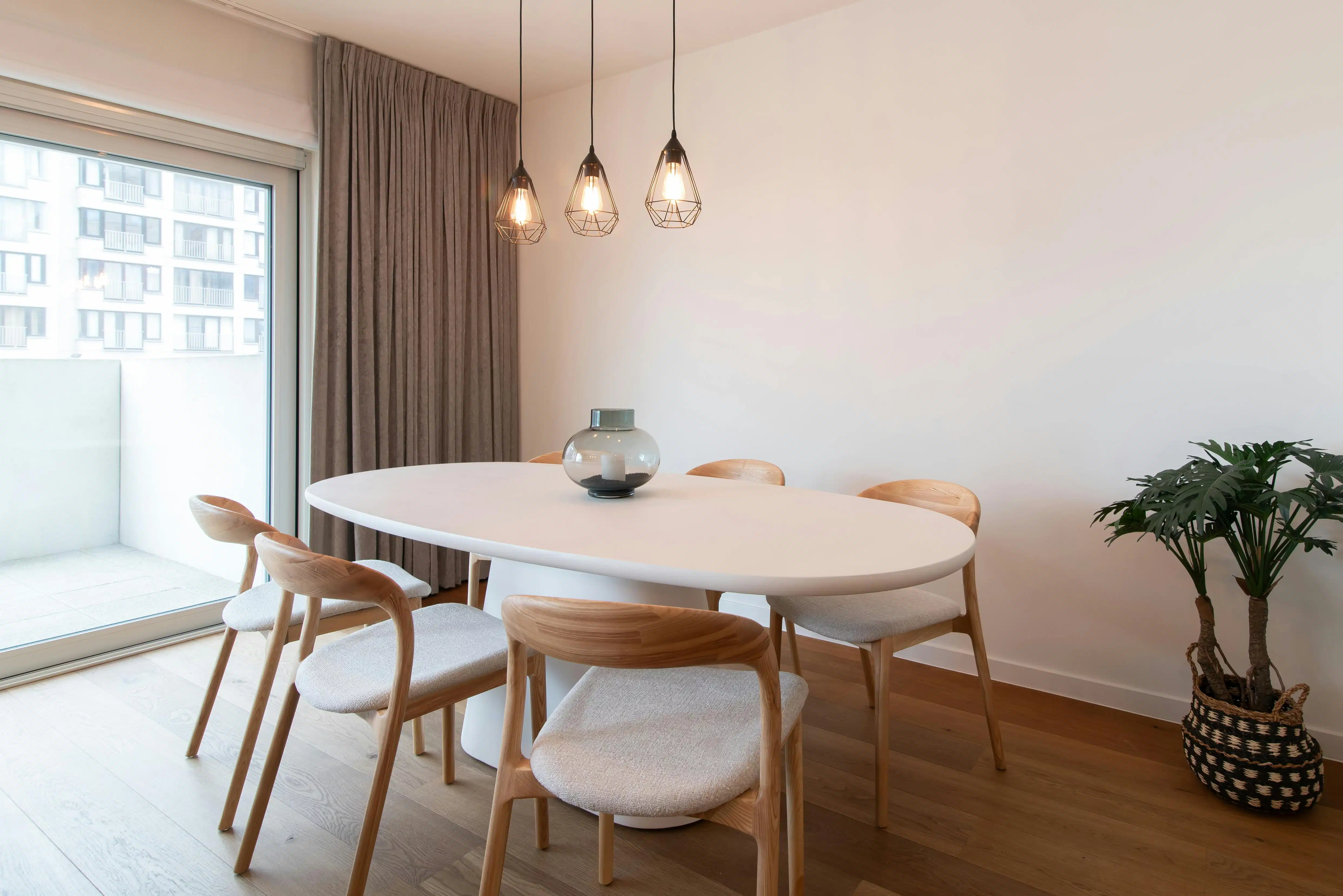 Prachtig afgewerkt 2 slaapkamer appartement te Oostende  foto 8