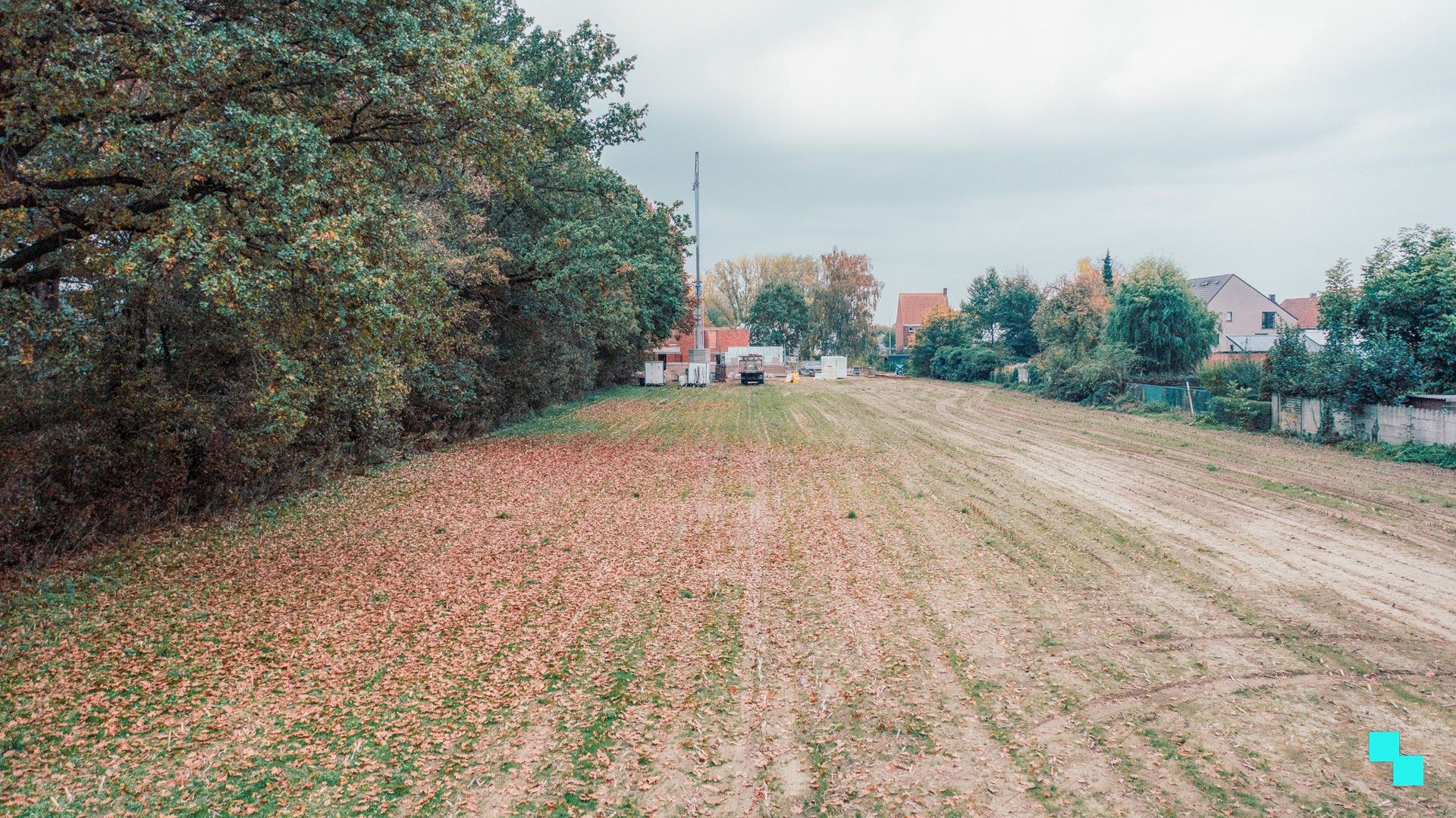 Exclusieve bouwgronden in residentiële laan te Wielsbeke foto 2