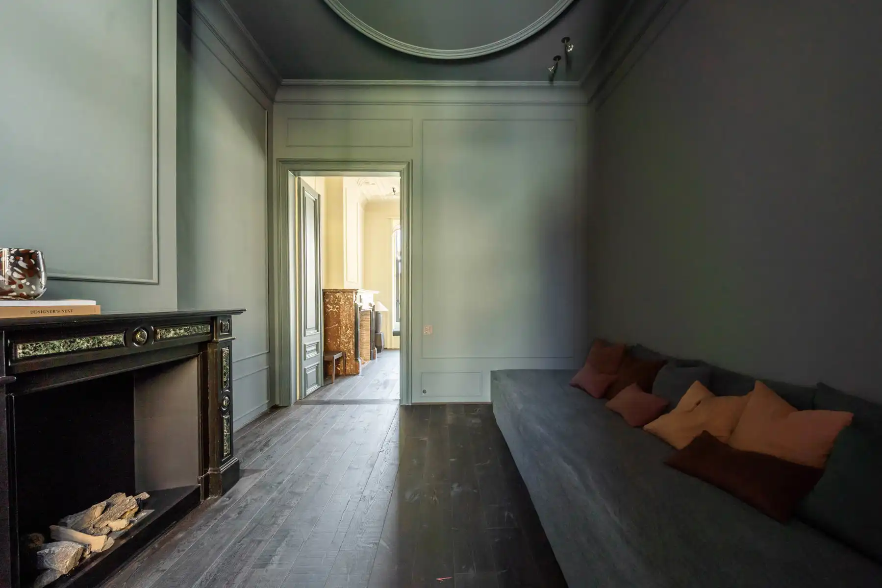 Stijlvol gerenoveerde herenwoning aan de voet van het KMSKA foto 19