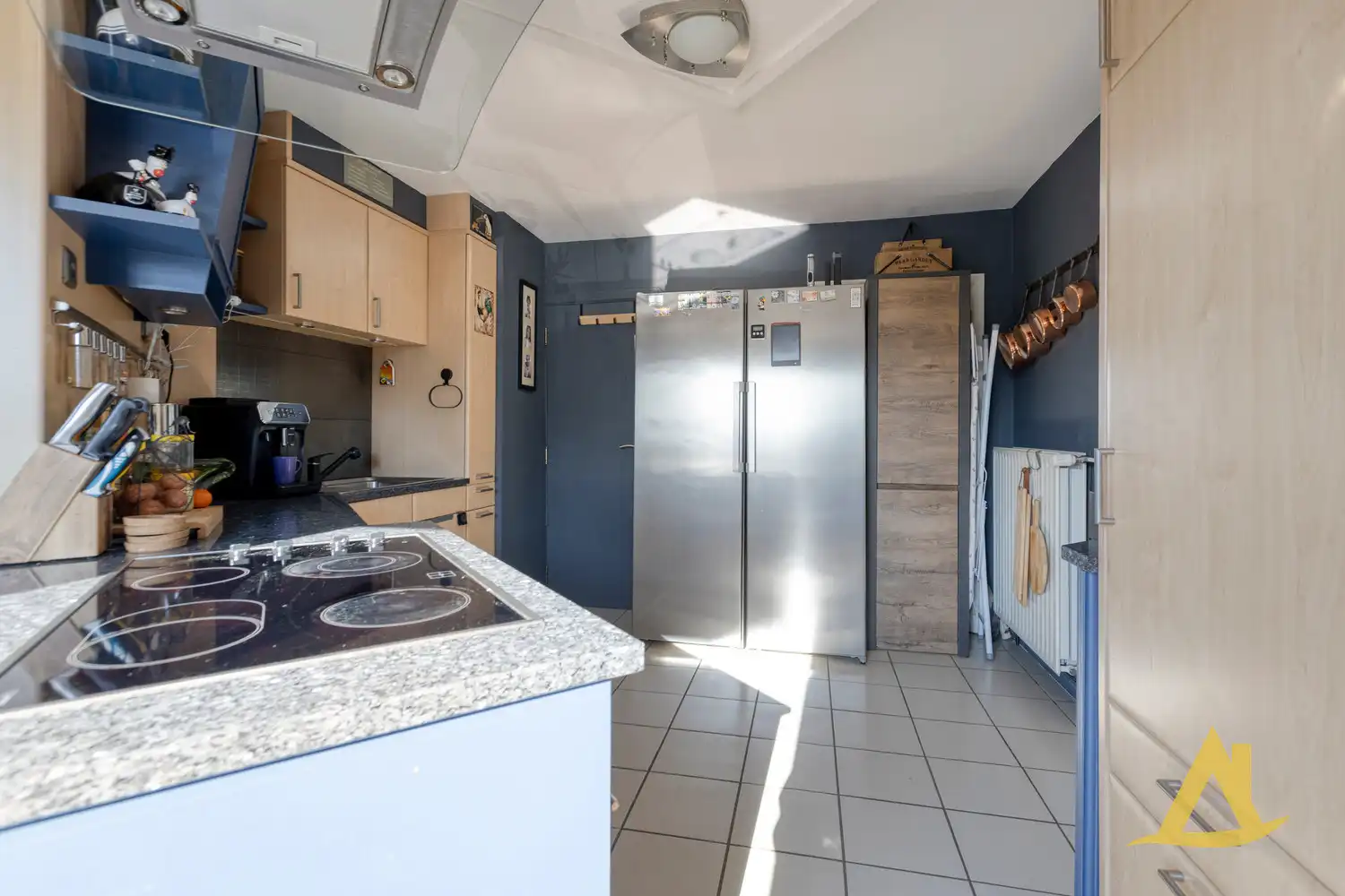 ZEER RUIM APPARTEMENT MET STUDIO EN 2 AUTOSTAANPLAATSEN TE DIEST! foto 14