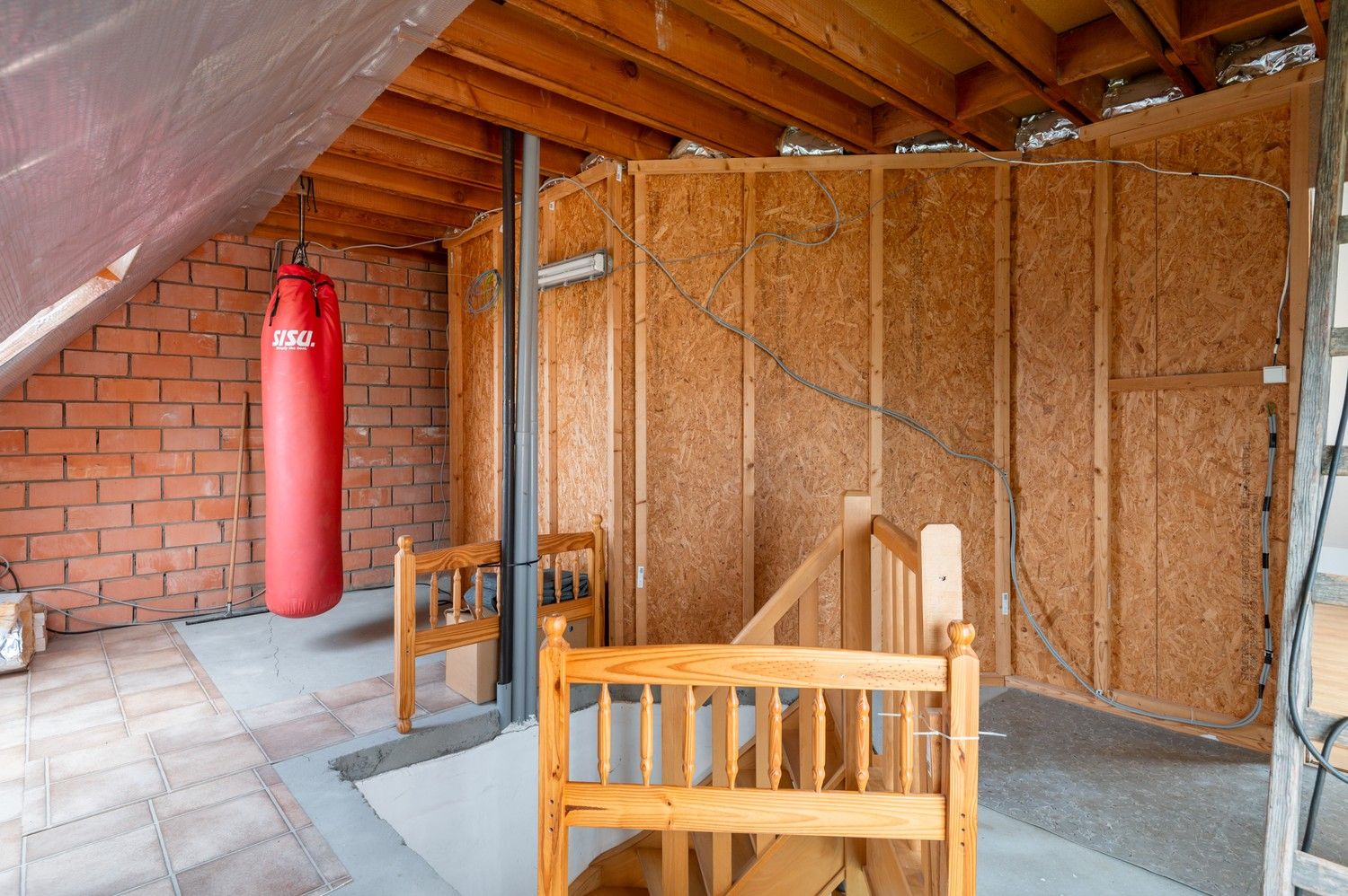 Ruime halfopen bebouwing met zuidwest georiënteerde tuin te Lint foto 19