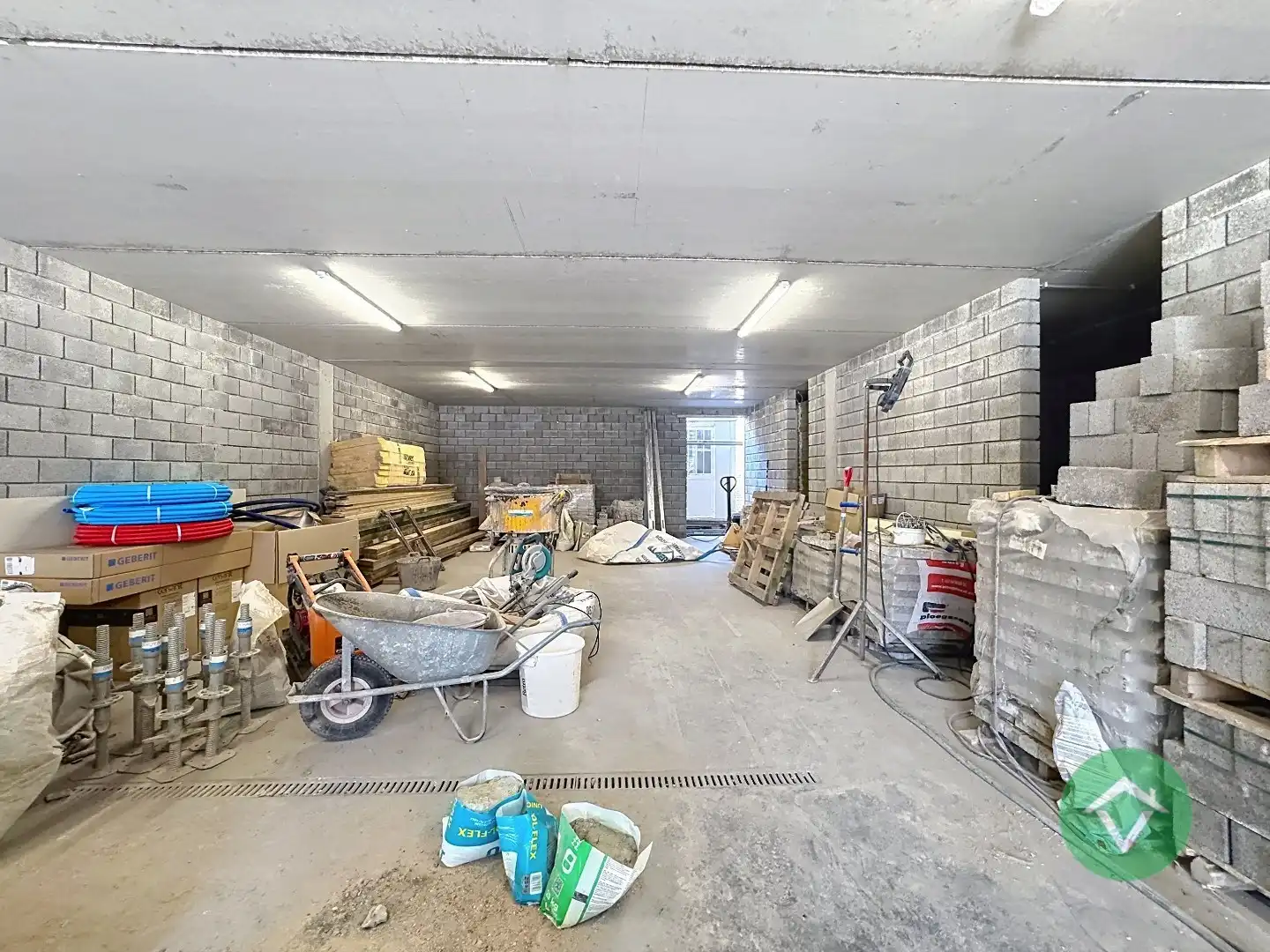 Appartement met 2 slaapkamers en een groot terras te Lichtervelde foto 13
