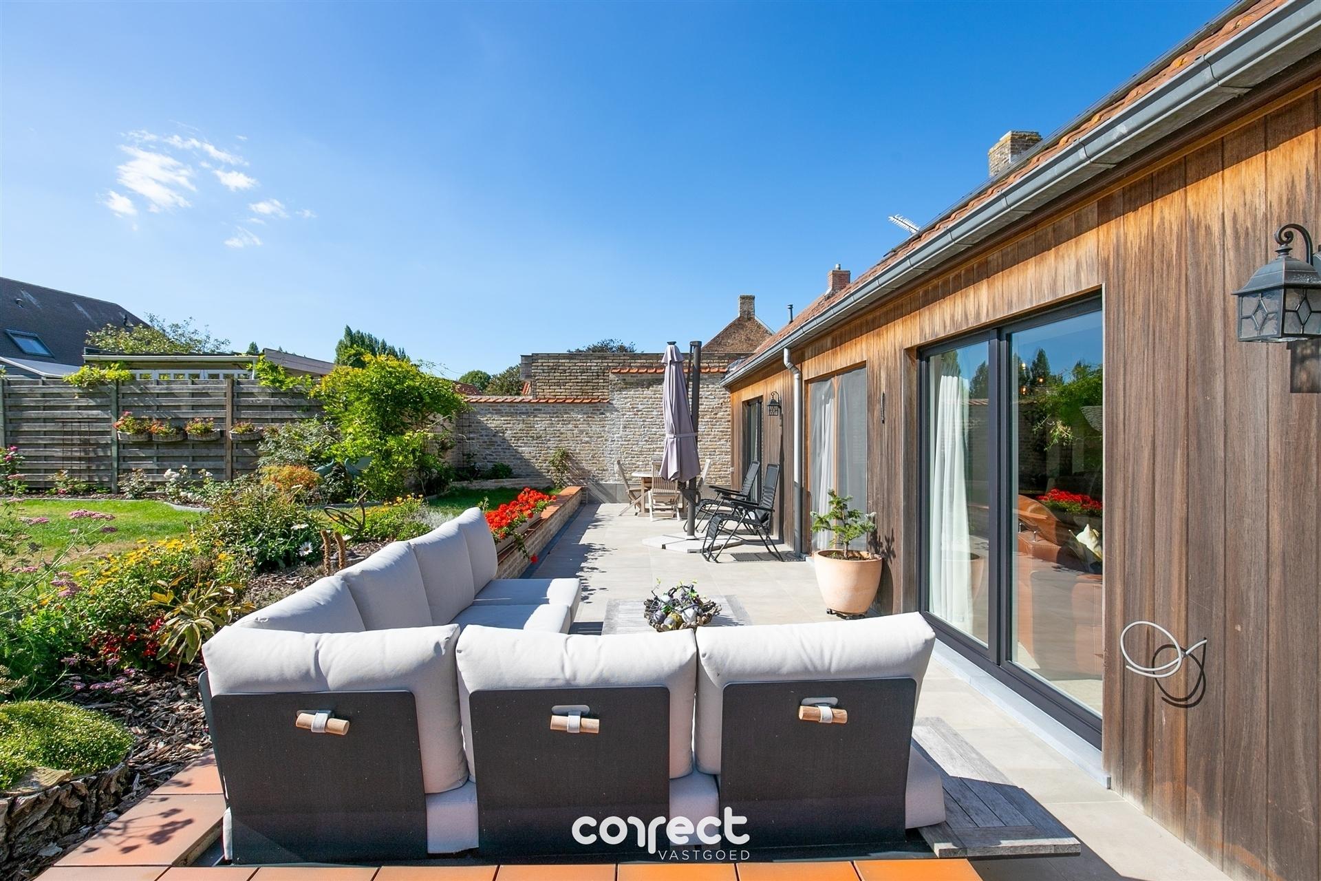 Mooi gerenoveerde woning met 2 slaapkamers, mogelijkheid tot 4 slaapkamers, op een grondoppervlakte van 643 m². foto 10