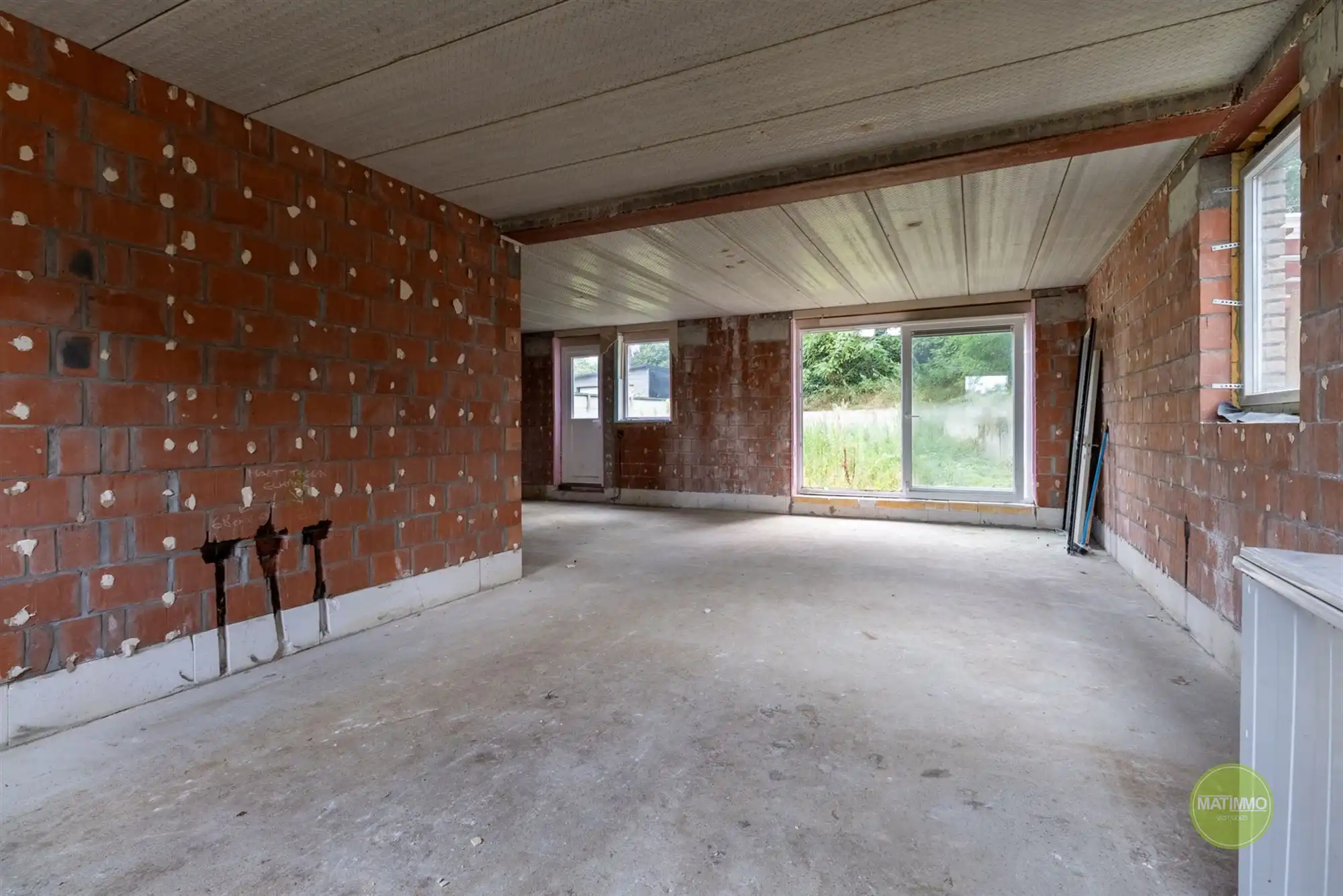 Vrijstaande casco gezinswoning met 6 slaapkamers  foto 4