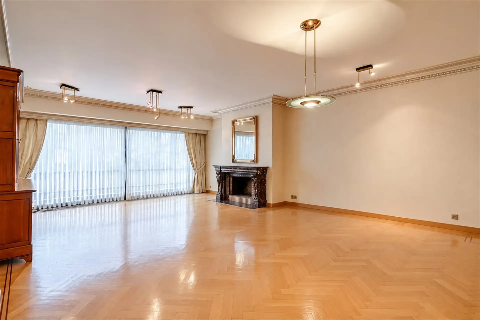 Appartement met 3 slaapkamers en zicht op de grote markt foto 3