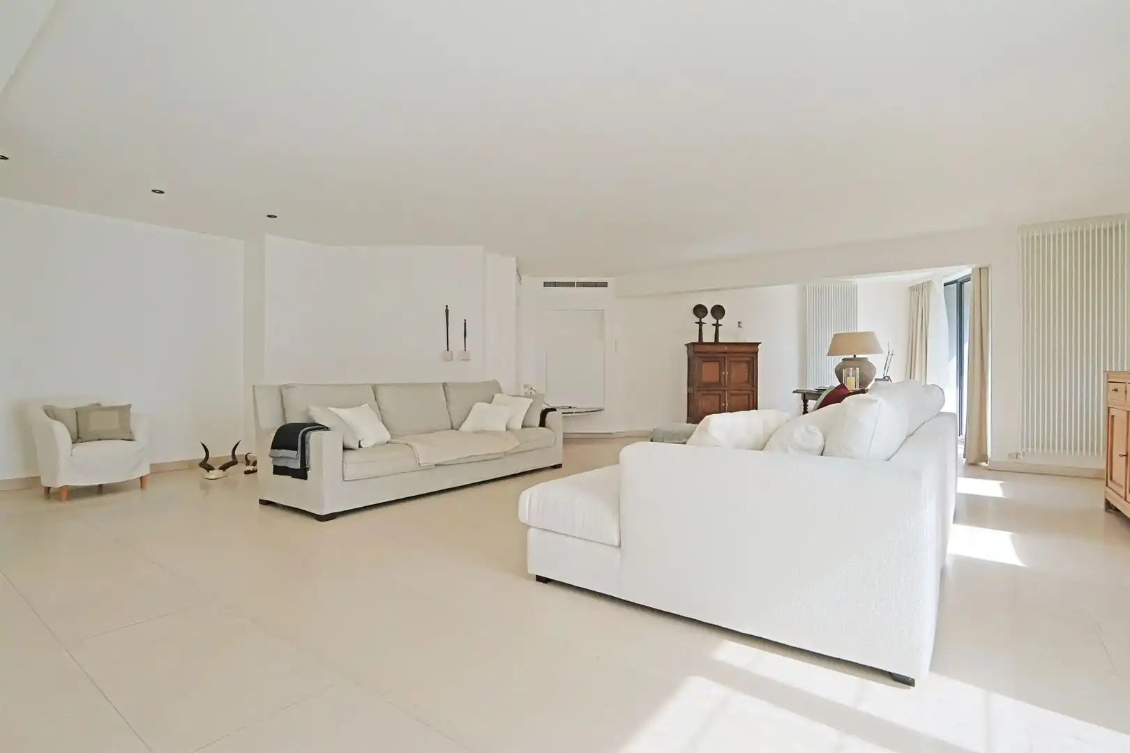 Instapklaar drie-slaapkamer appartement in het centrum foto 6