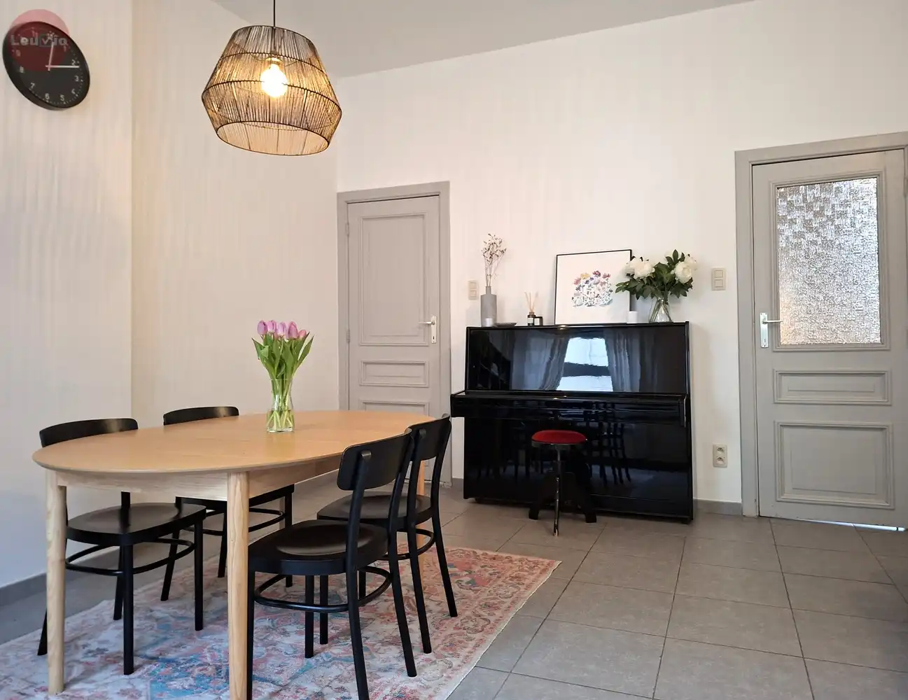 Ruime woning op uitstekende locatie foto 7