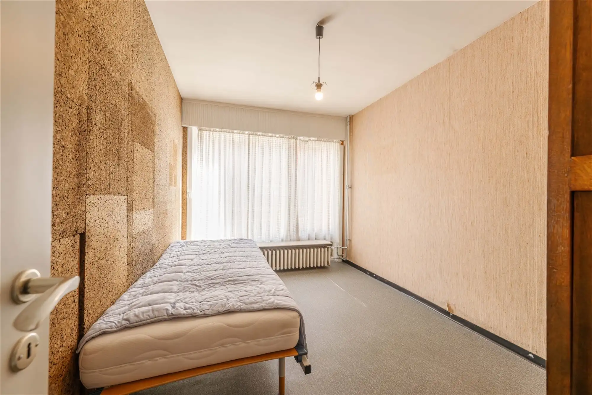 Halfopen woning met 5 slaapkamers foto 4