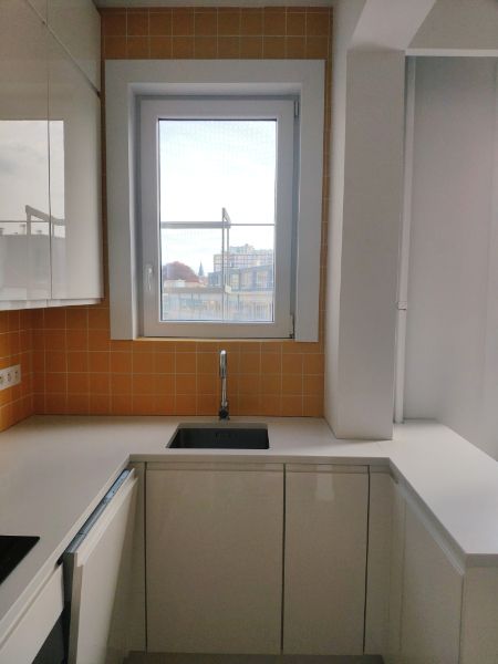 Mooie lichte studio op TOP locatie in Antwerpen foto 3