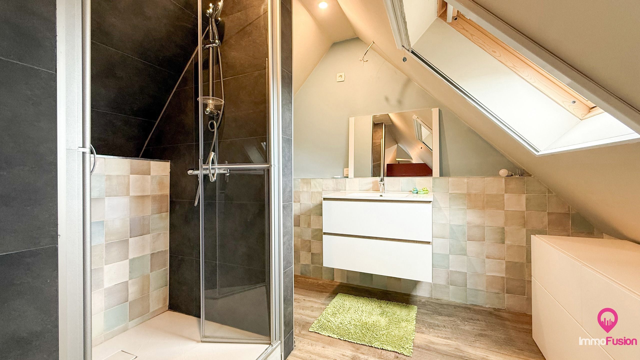 Rustig gelegen instapklare woning met 4 slpks en mooie tuin! foto 46