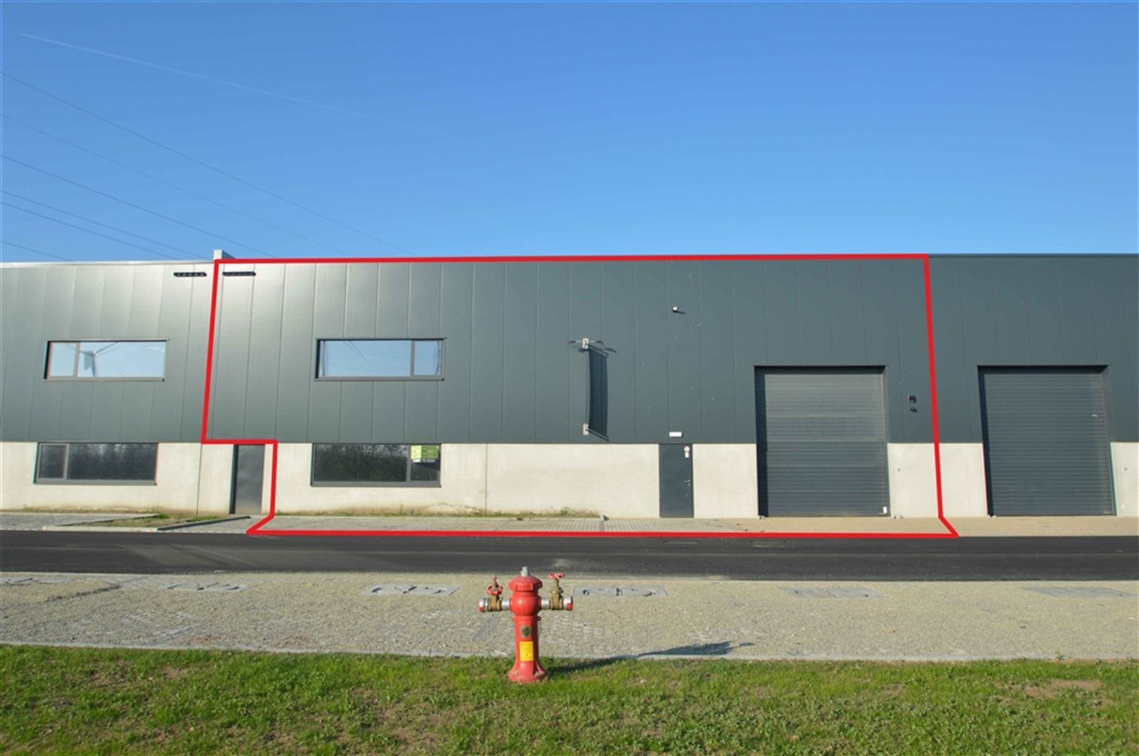 Nieuwbouw KMO units op strategische ligging  foto 6