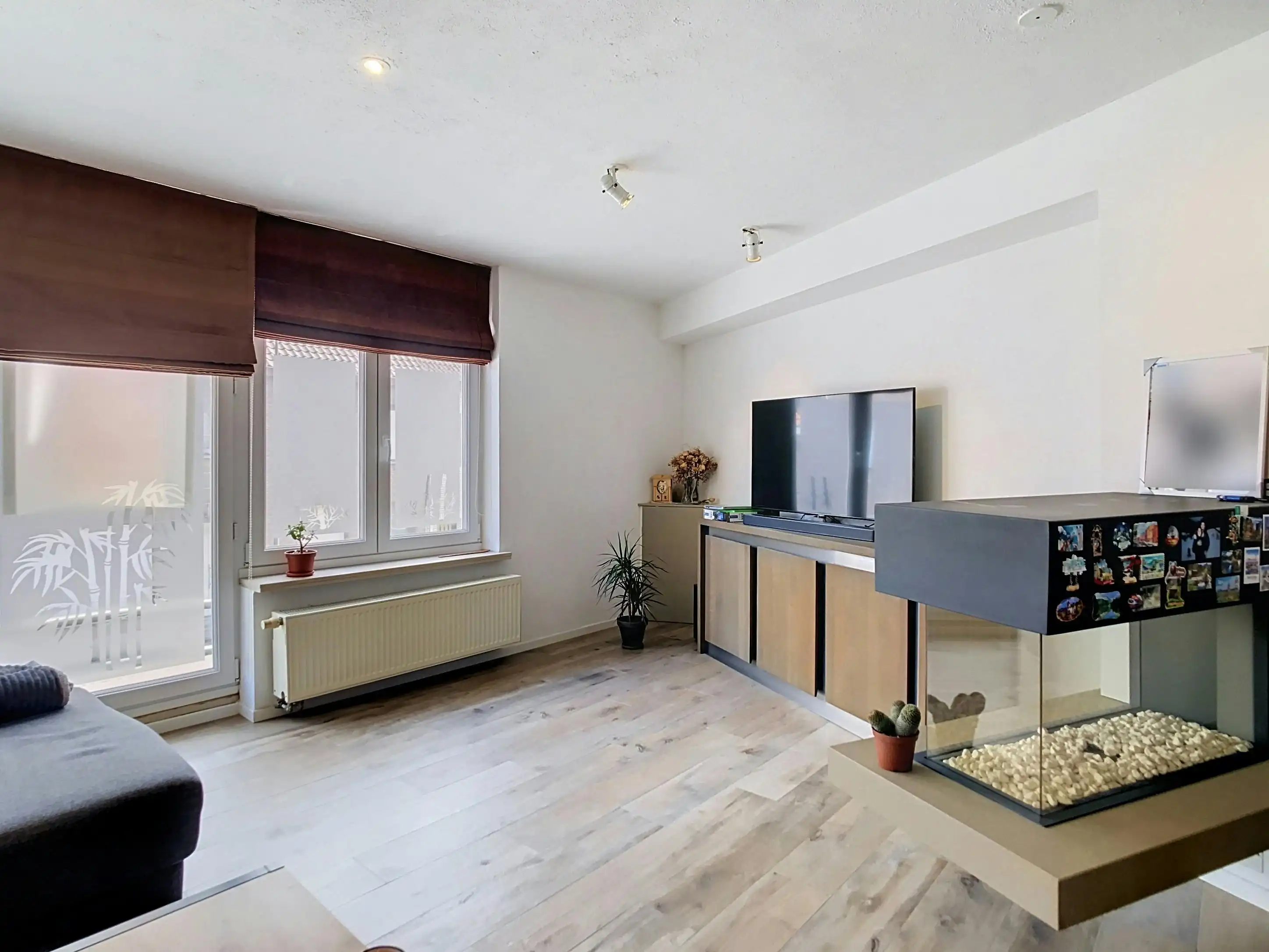 Duplex met terras en autostaanplaats te koop in Burcht foto 4