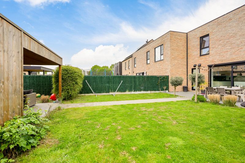 Recente, zeer goed gelegen woning met tuin foto 30