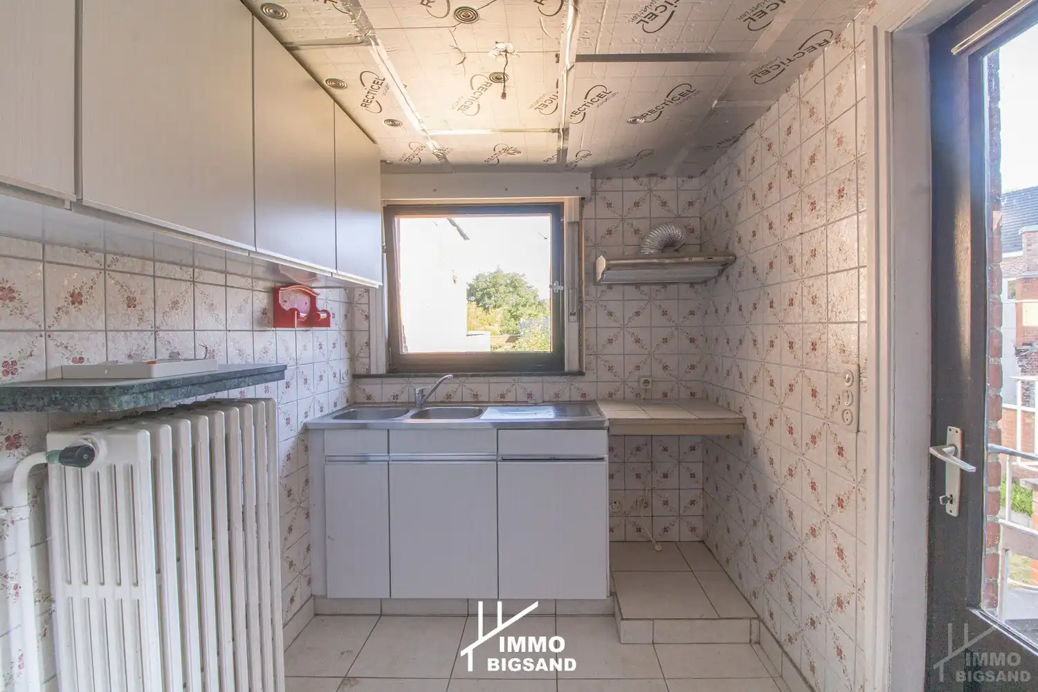 Een ruime gezinswoning (voorheen twee woningen) met 3 slaapkamers en garage met ruime tuin foto 13