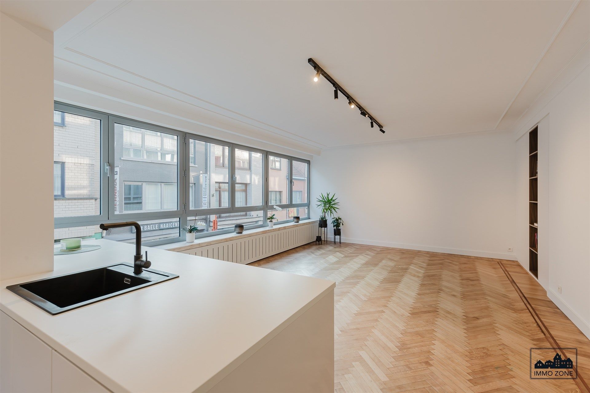 Pas gerenoveerd appartement met B-label in Sint-Niklaas foto 4