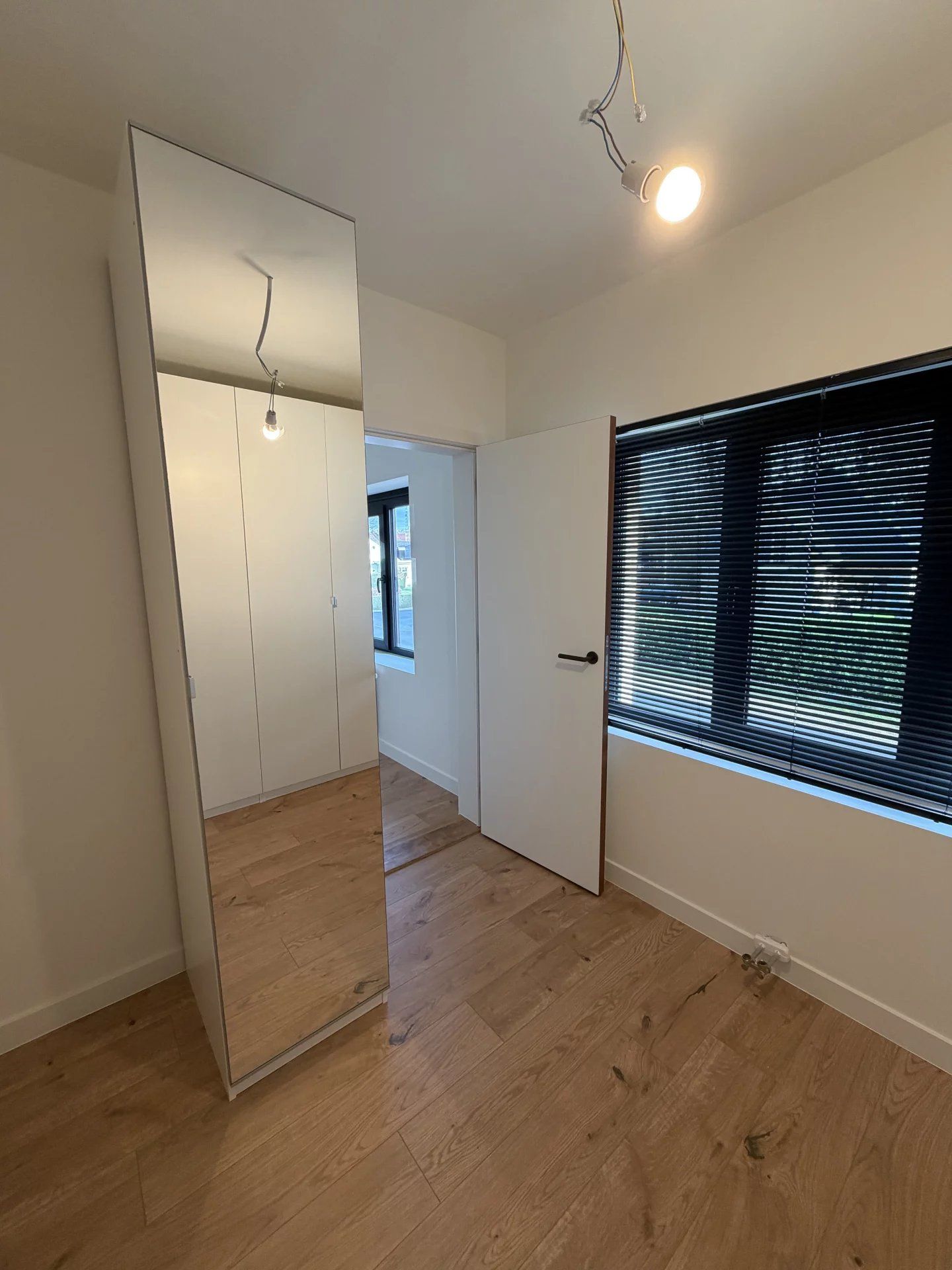 Prachtig gerenoveerde woning te Beringen foto 31