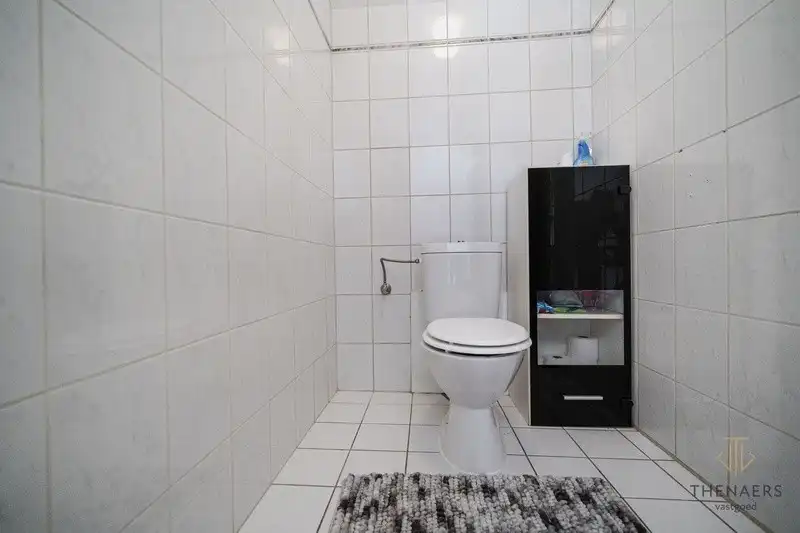 Ruime woning met tal van mogelijkheden op een strategische locatie in Sint-Truiden. foto 26