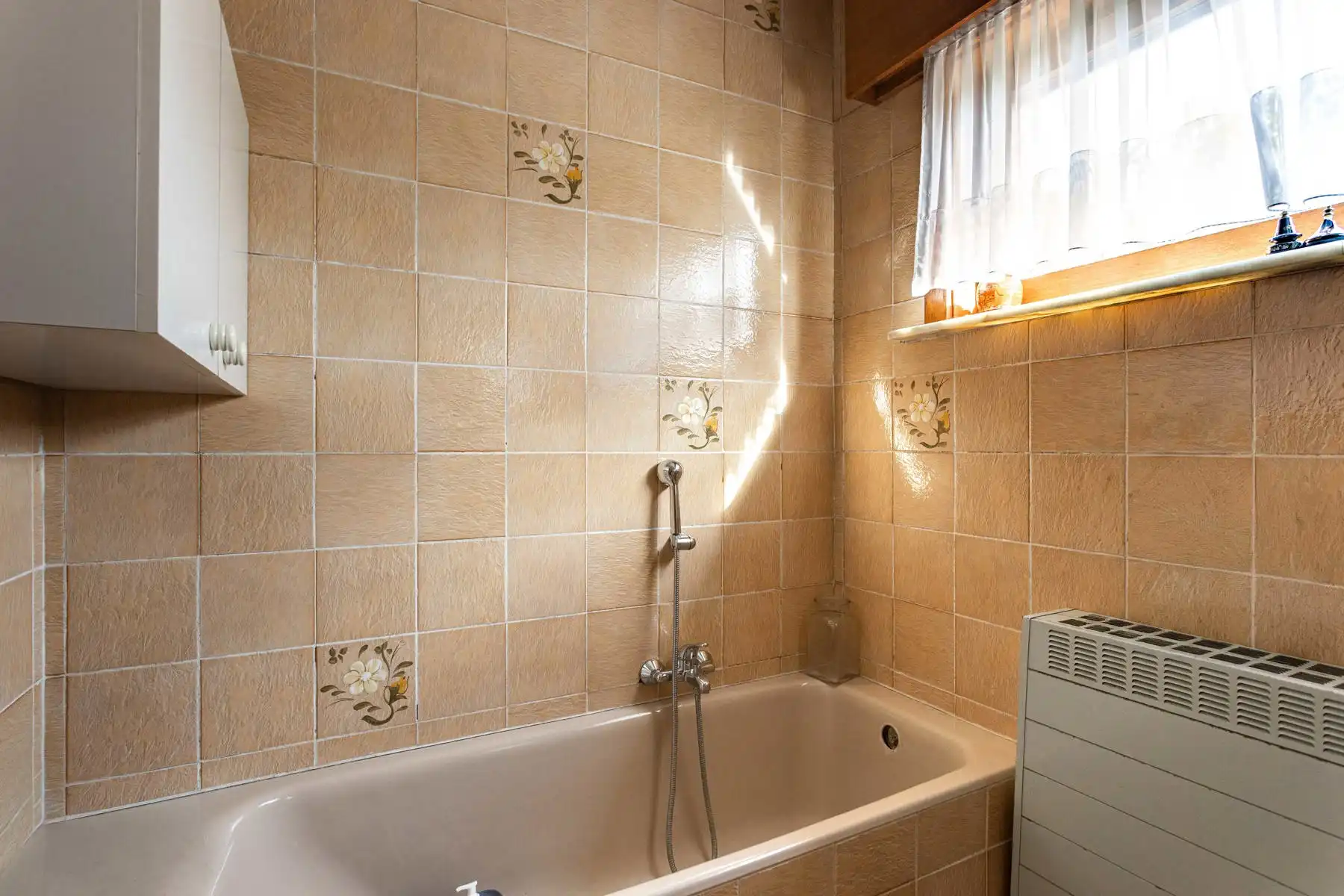 Ruime open bebouwing met 5 slaapkamers op toplocatie! foto 9