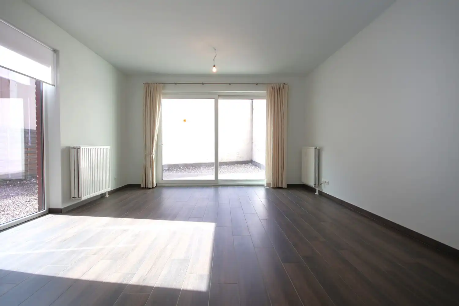 Modern gelijkvloers appartement met 2 slaapkamers en groot terras foto 21