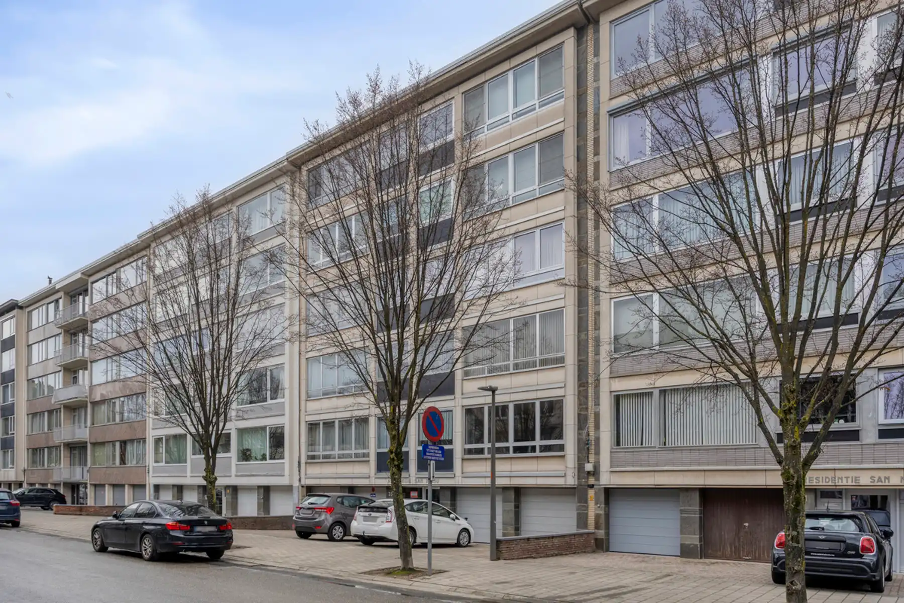 Ruim en lichtrijk appartement met 2 slaapkamers. foto 19