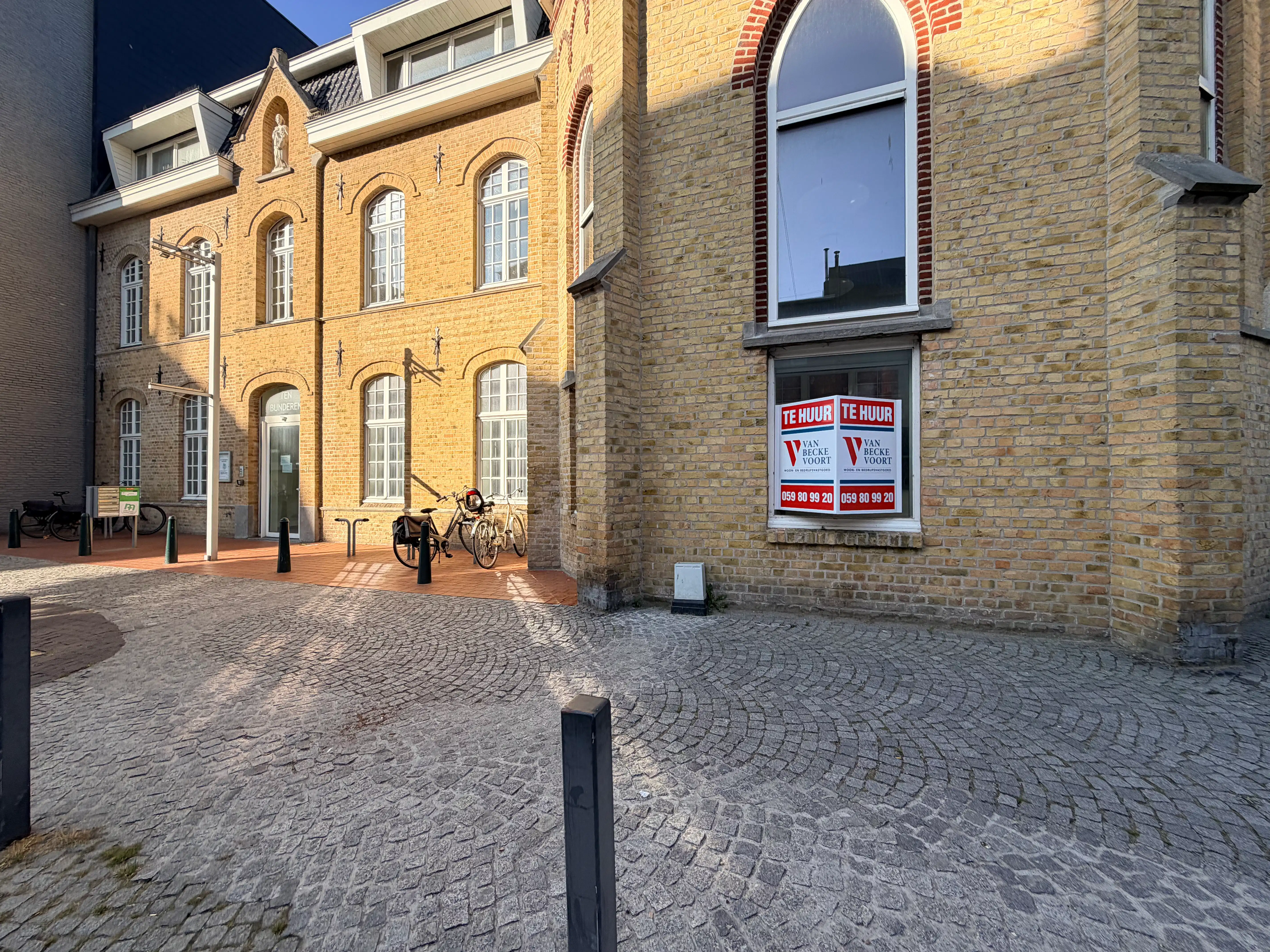 Instapklaar handelsgelijkvloers 250 m² Middelkerke foto 16