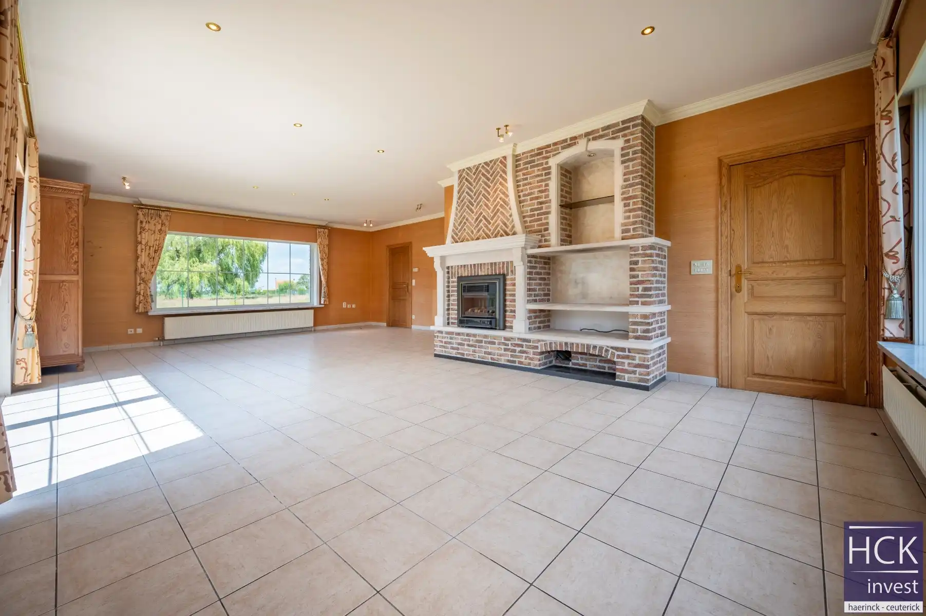 KRUISHOUTEM - Tijdloze & zeer ruime villa op prachtig perceel van 3.550 m² foto 4