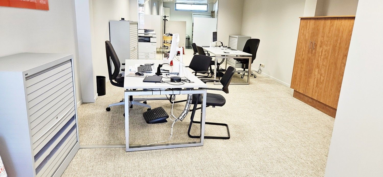 INSTAPKLAAR KANTOOR - COMMERCIEEL GELIJKVLOERS VEEMARKT TIENEN foto 4