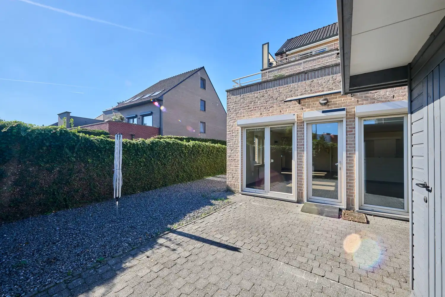 Comfortabel wonen met een heerlijk ruim terras! foto 13