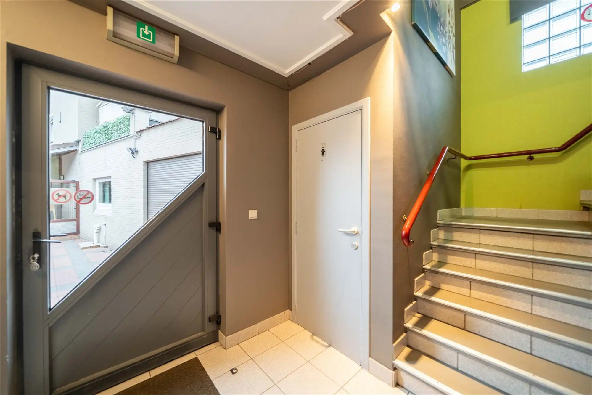 Prachtig handelspand met zaal en ruim appartement te koop! foto 23