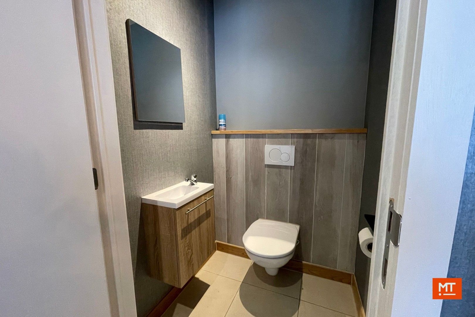 Woning te huur in Geluveld, 3 slaapkamers, garage, tuin en 2 tuinbergingen foto 3