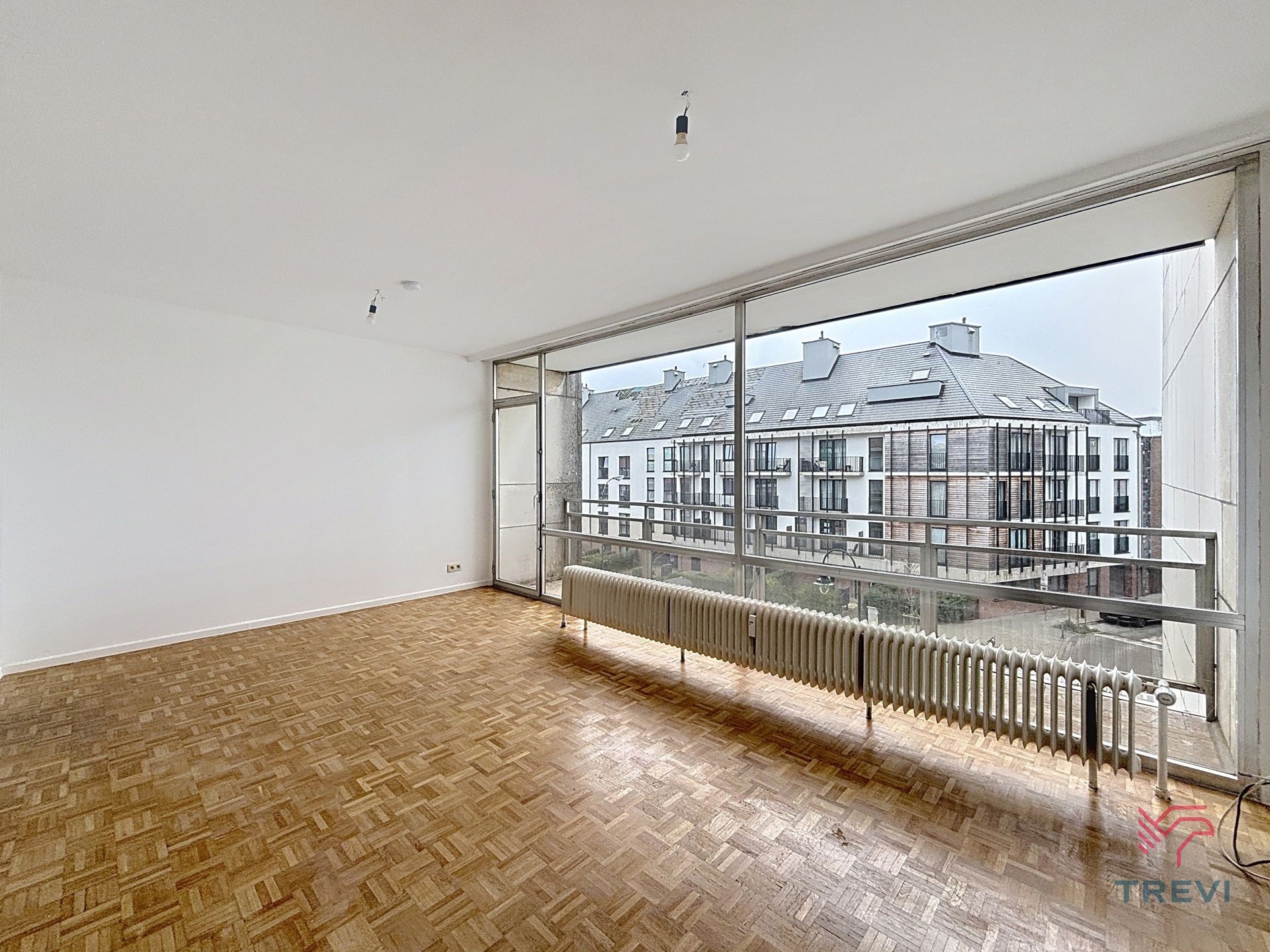 Pas gerenoveerd studio-appartement van 45m² foto 2