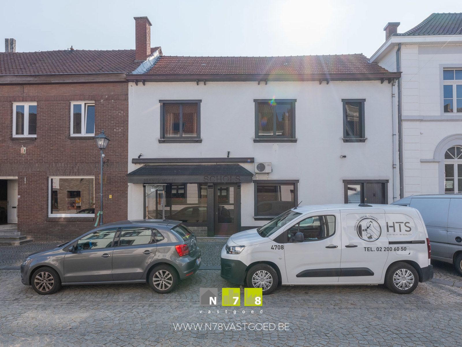 Commercieel te koop foto {{pictureIndex}}