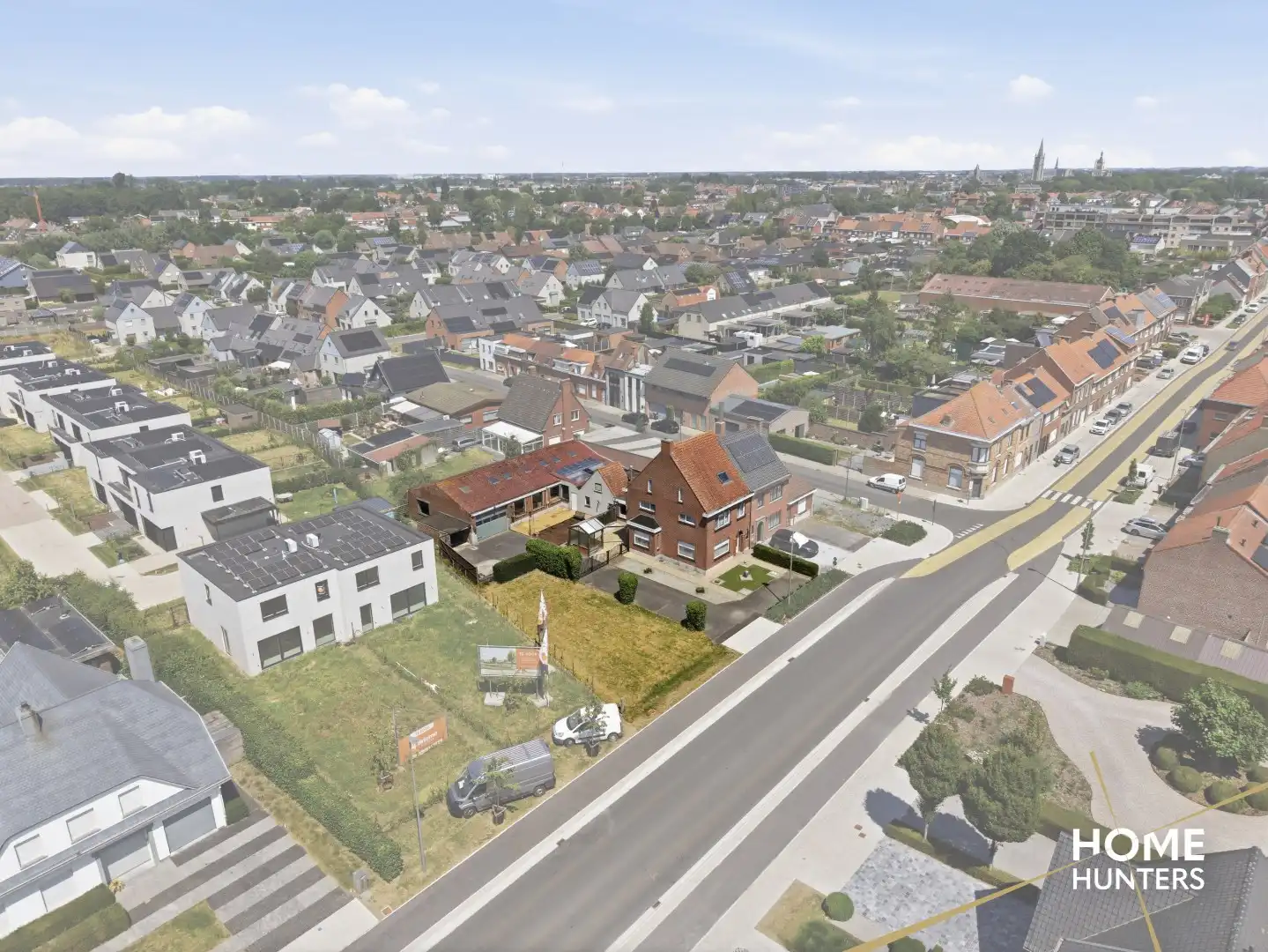Ruime halfopen bebouwing met loods van 200 m² op een perceel van 919 m² foto 25
