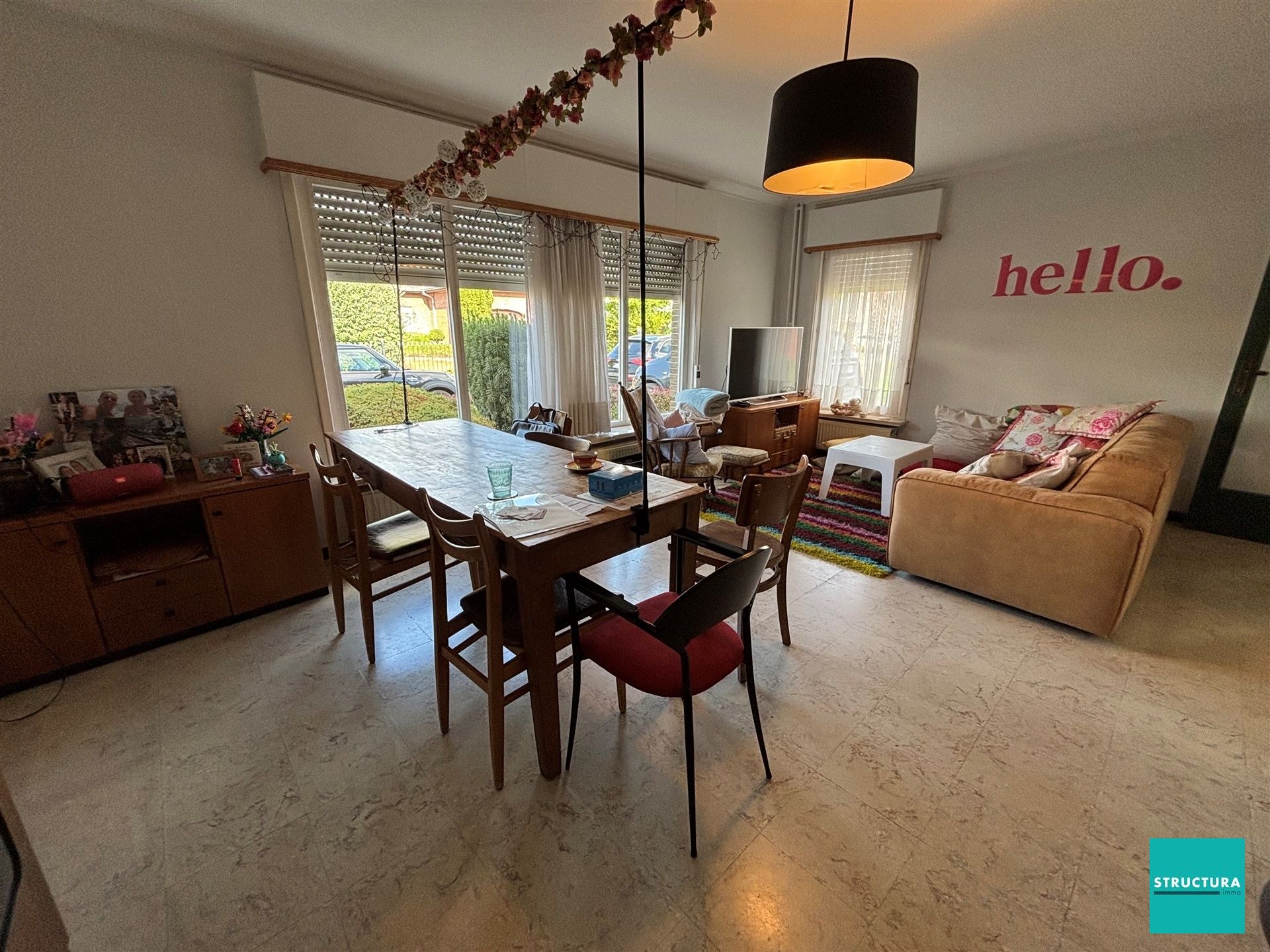 Bezoeken VOLZET!!! Woning met garage en tuin foto 6