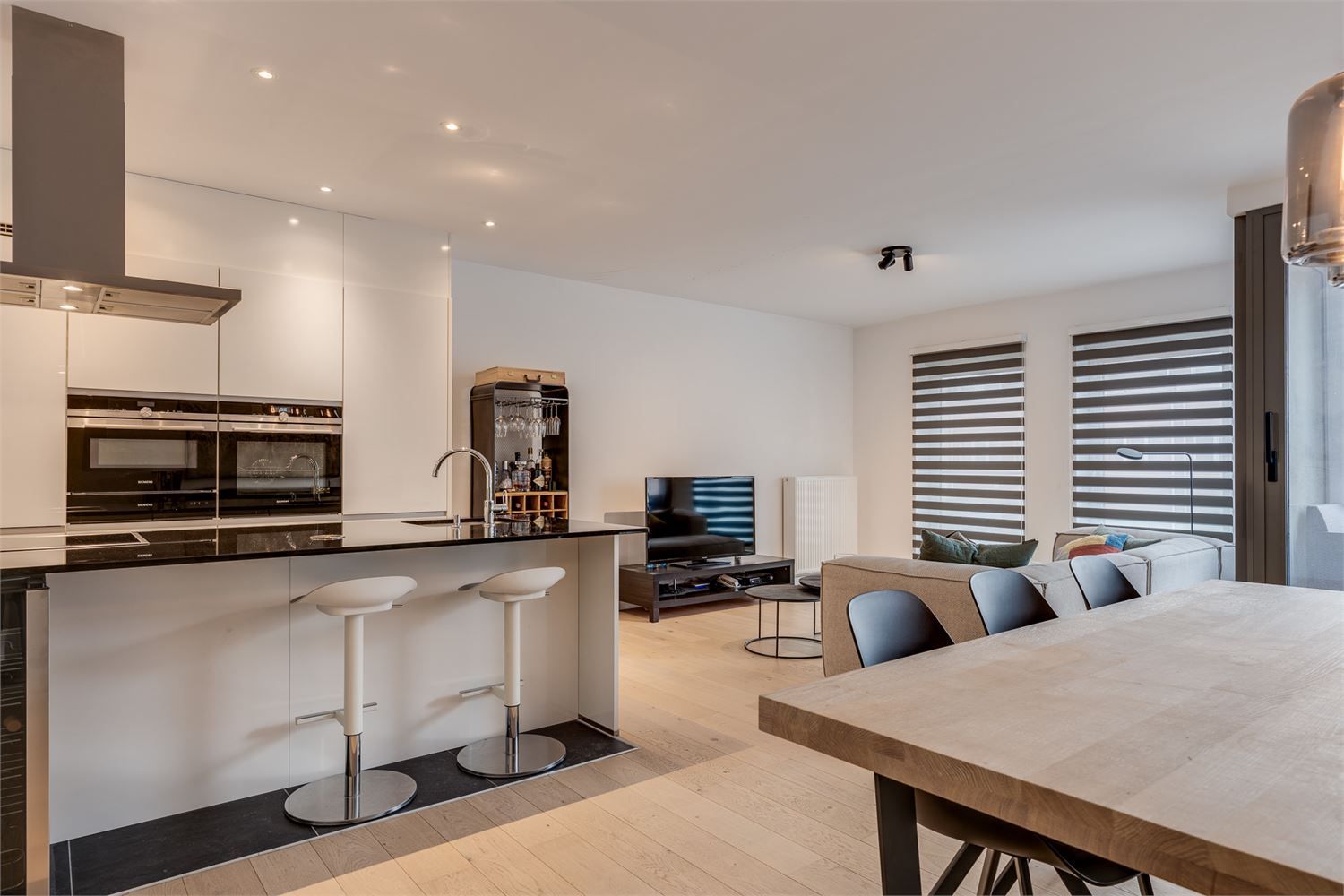 Prachtig appartement met 2 slpkrs en garagebox foto 4