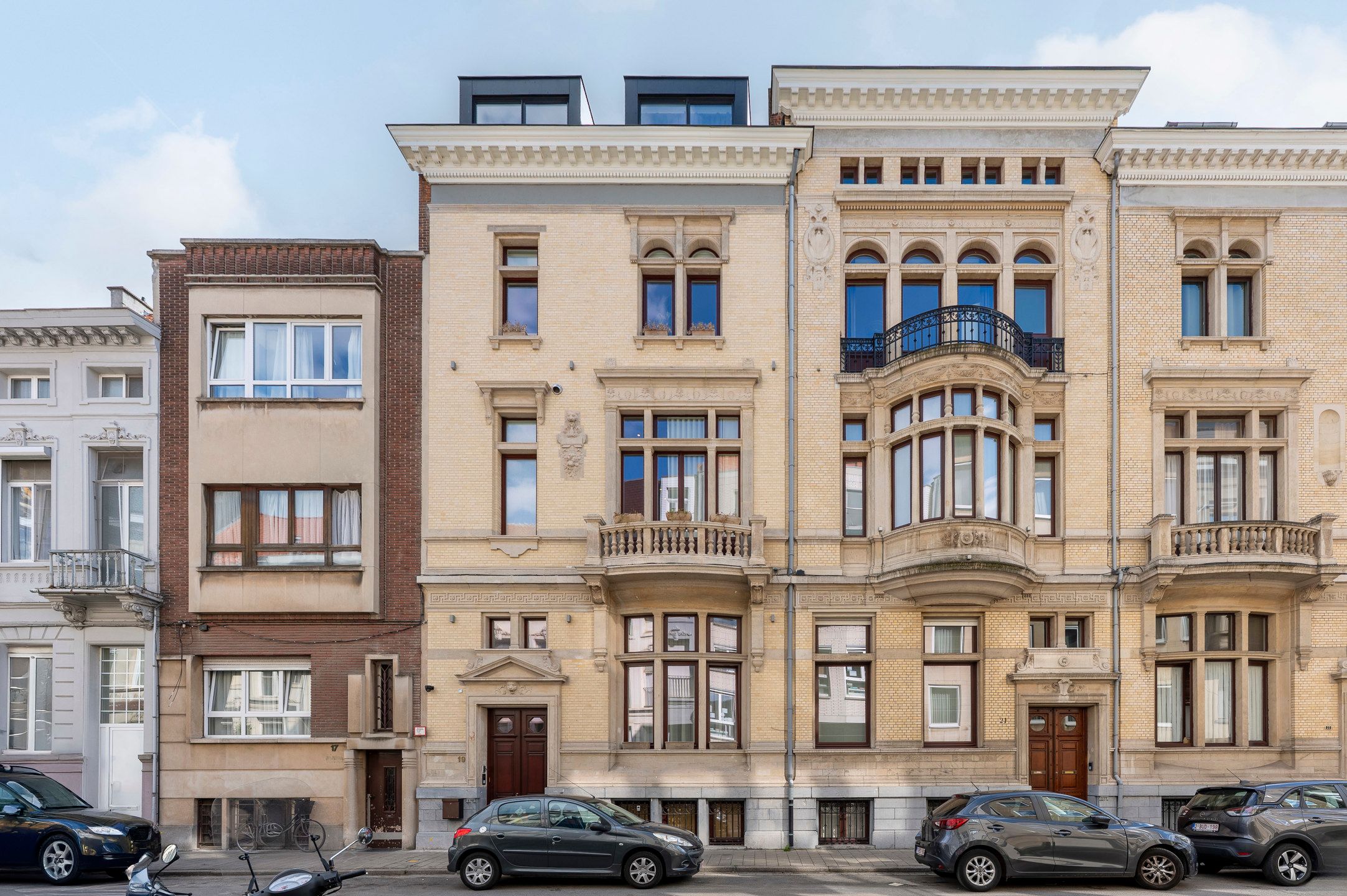 ANTWERPEN-Belle-époque appartment met ruim terras en parking foto 13