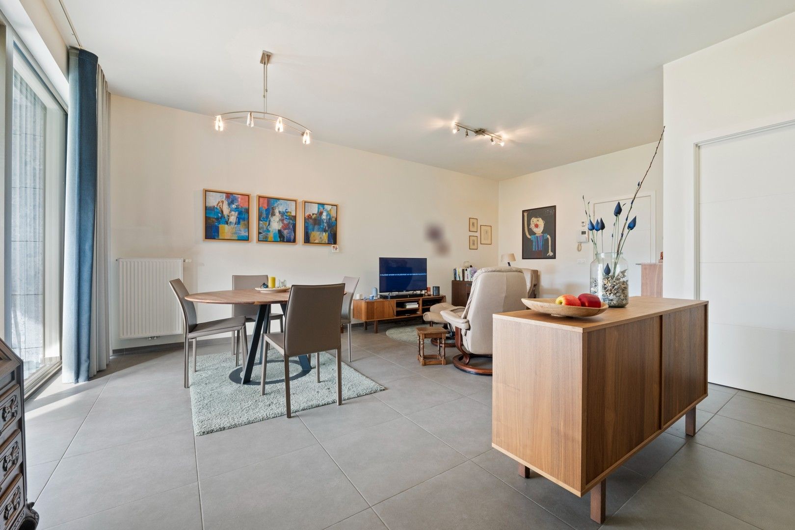 KNAP INSTAPKLAAR APPARTEMENT MET TUIN EN STAANPLAATS IN HET CENTRUM VAN HASSELT foto 12