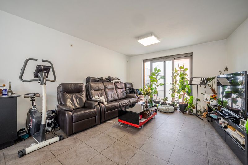 Stijlvolle en energiezuinige woning met garage in het bruisende centrum van Roeselare foto 5