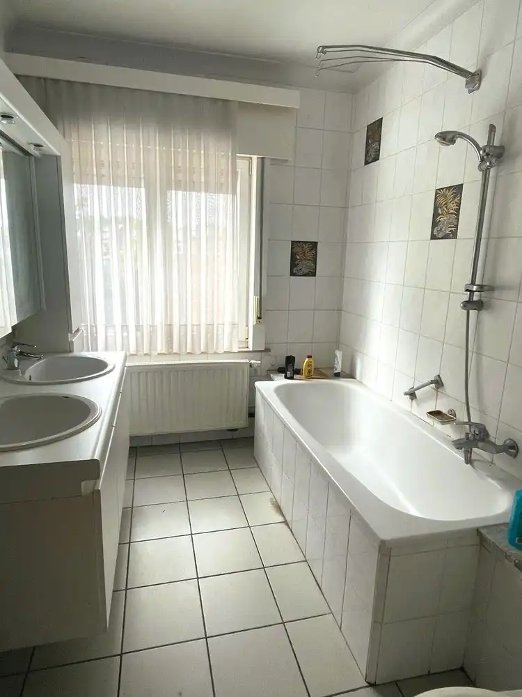 Instapklare woning met tuin EN garagebox nabij centrum Herent foto 16